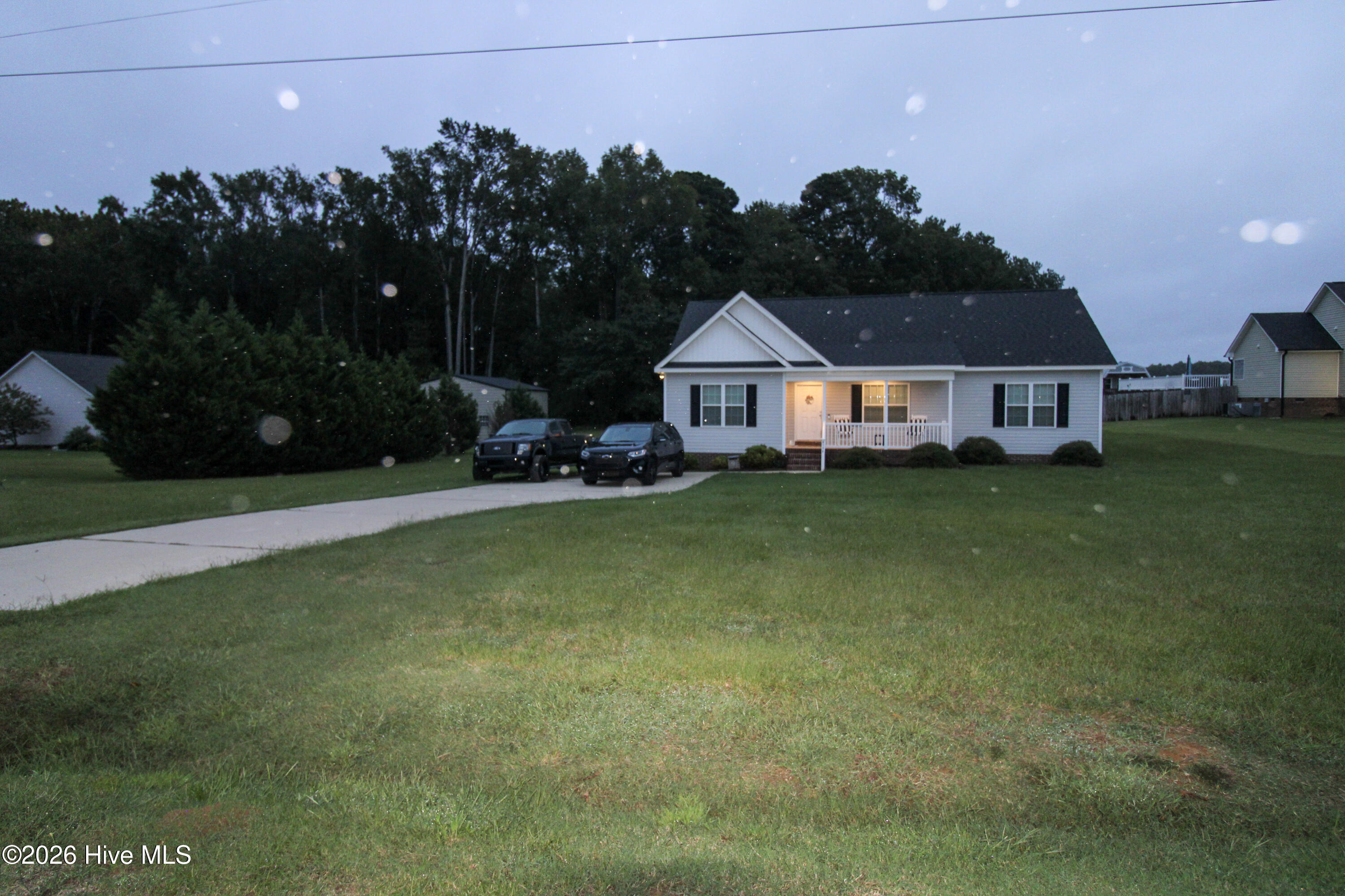 8153 Haw Branch Road Property Photo 2