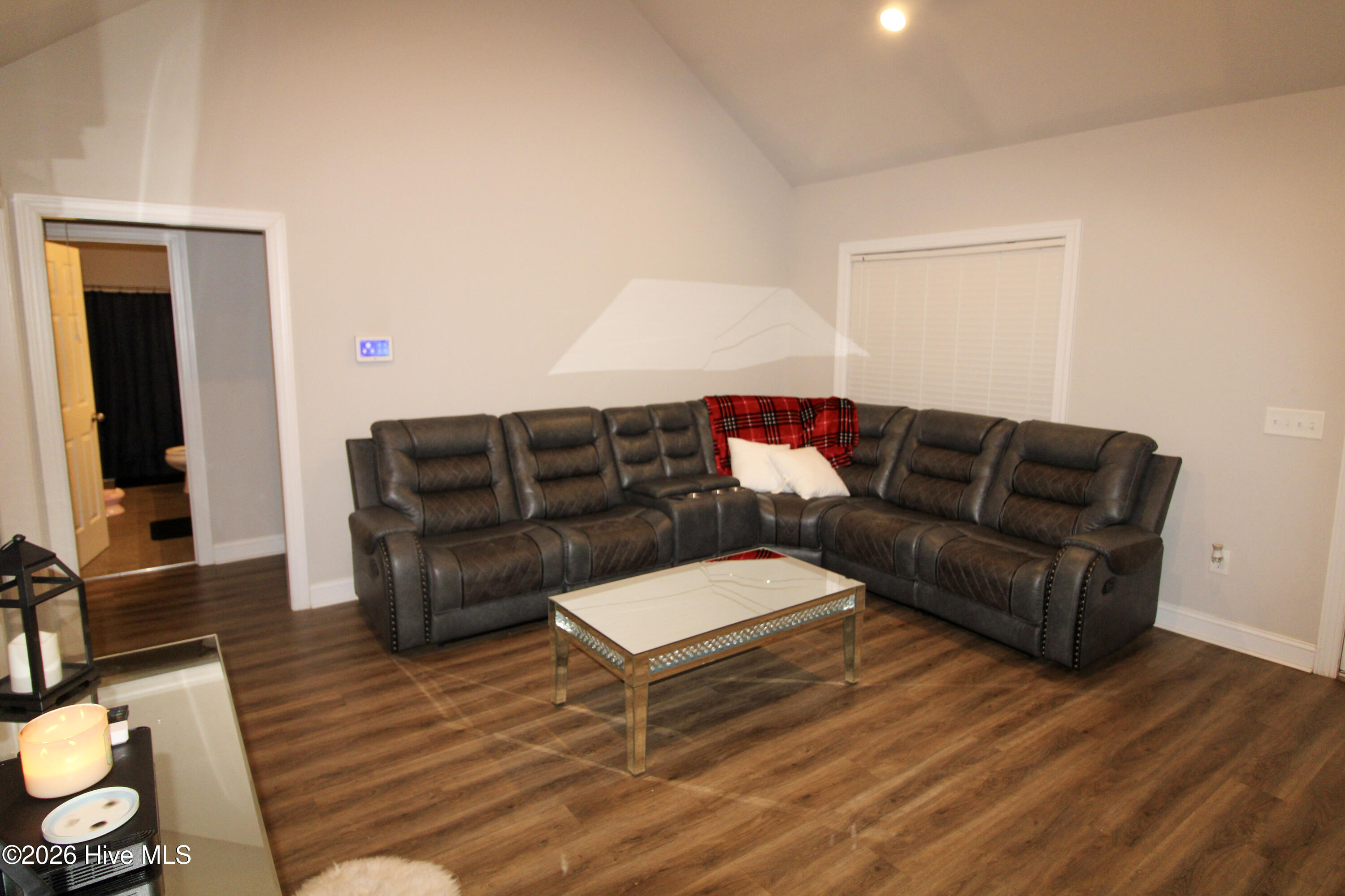8153 Haw Branch Road Property Photo 6