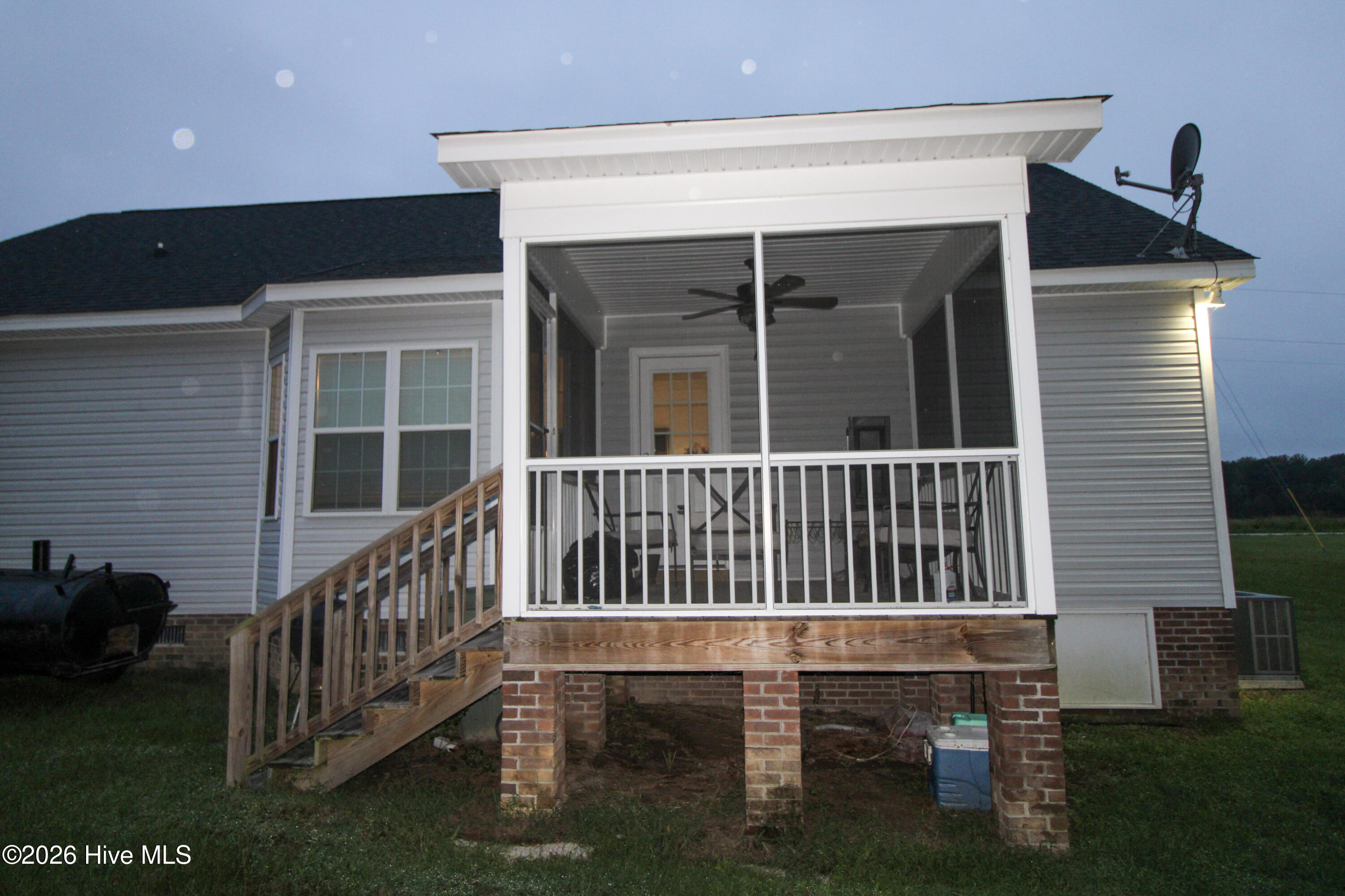 8153 Haw Branch Road Property Photo 32