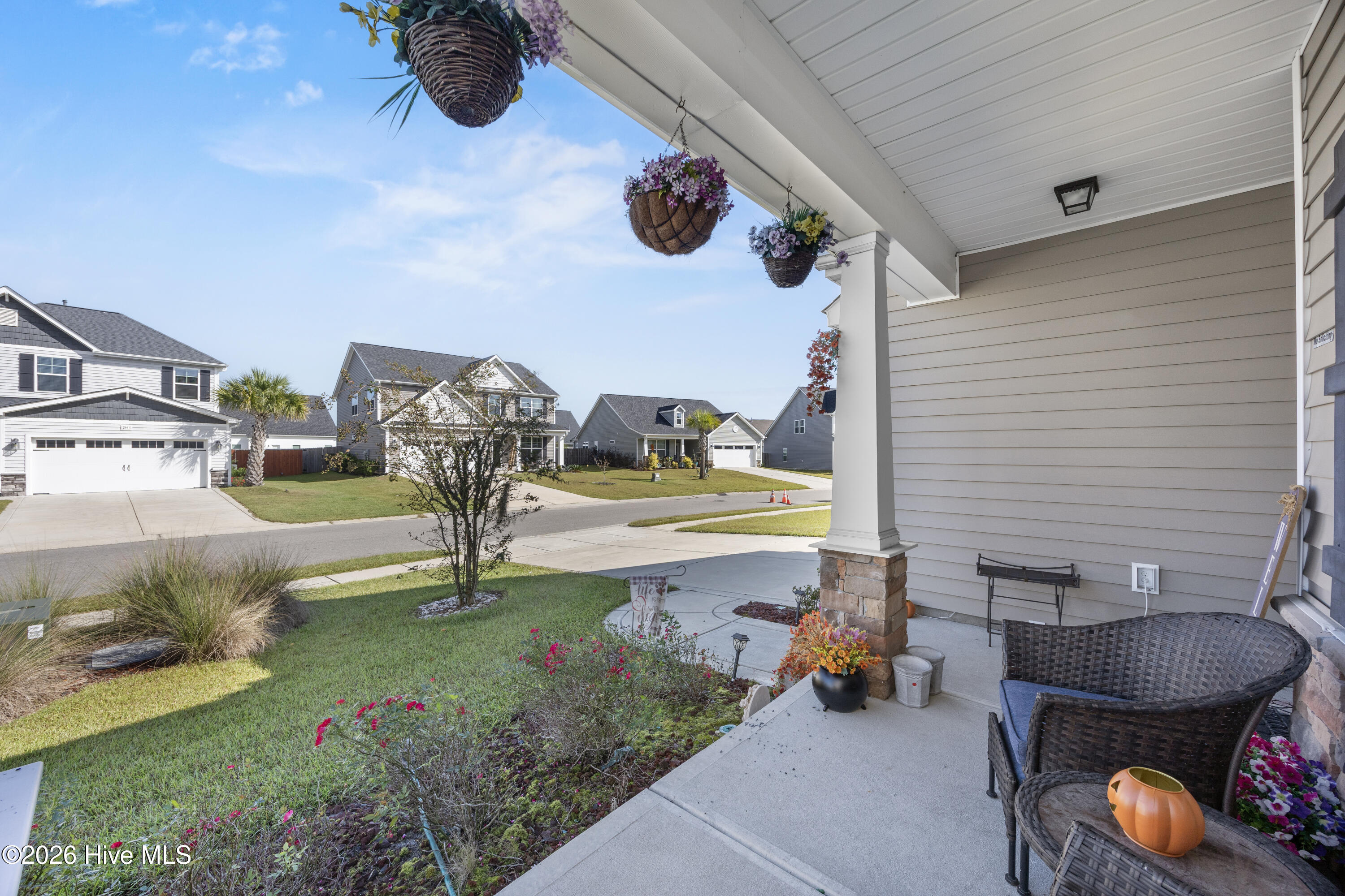 2554 Longleaf Pine Circle Property Photo 6