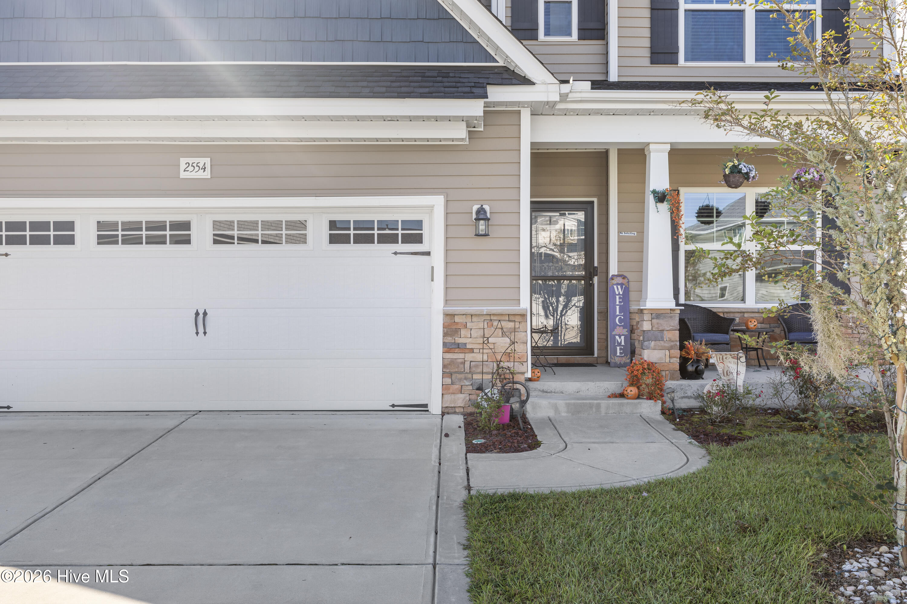 2554 Longleaf Pine Circle Property Photo 8