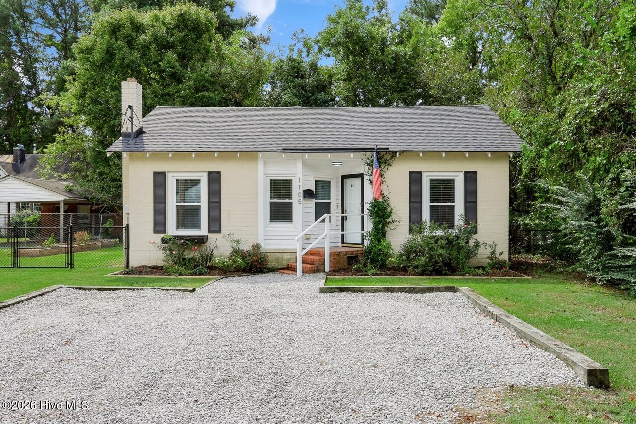 1105 Adams Street N Property Photo 1