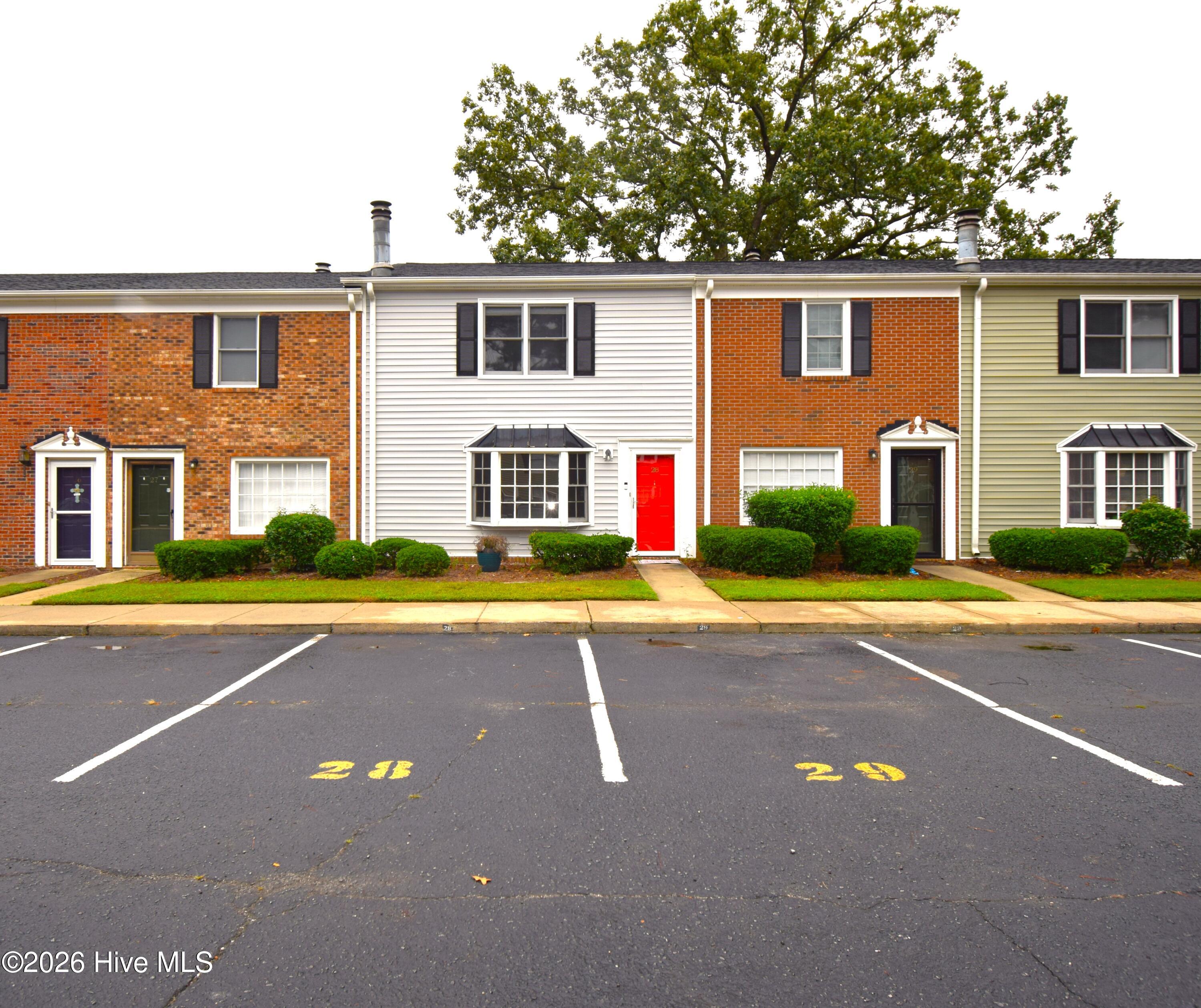 102 David Drive F28 Property Photo 2