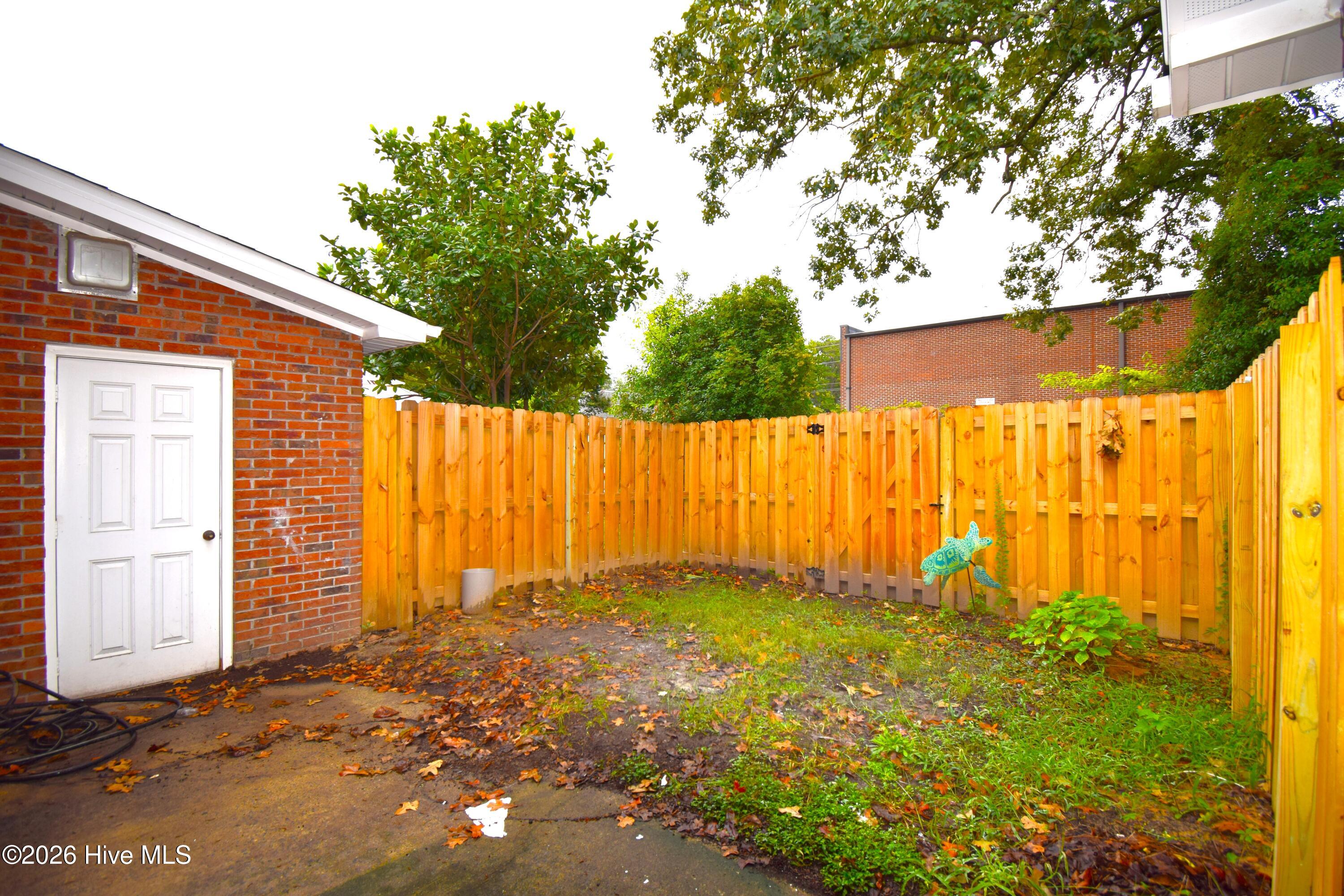 102 David Drive F28 Property Photo 15