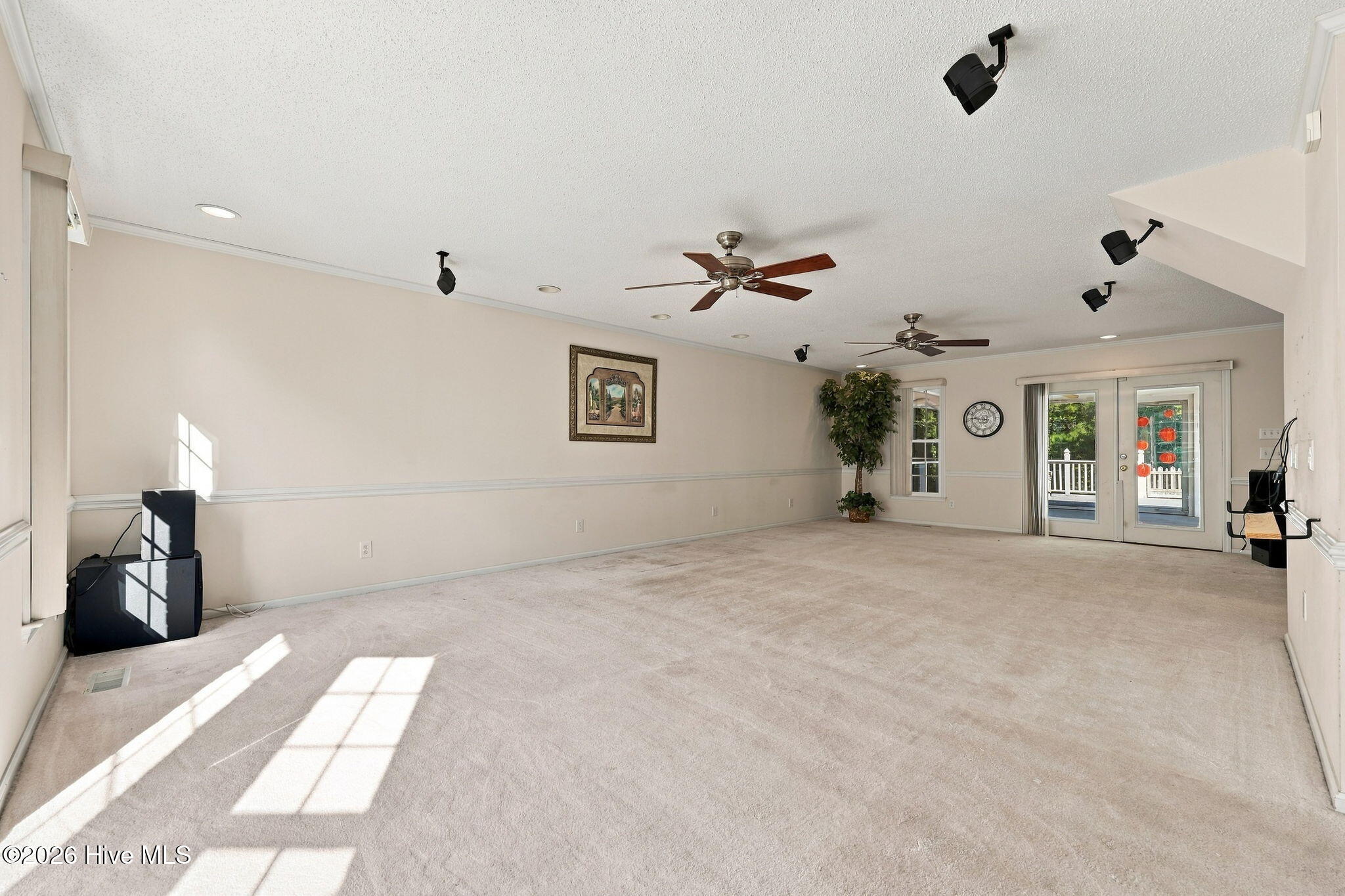 1176 Teakwood Drive Property Photo 32
