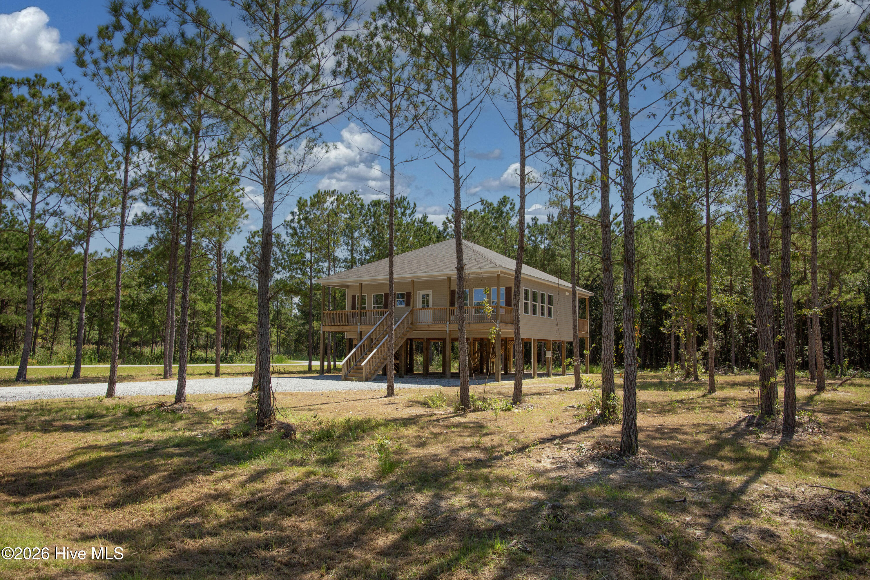 662 Vandemere Creek Drive Property Photo 1