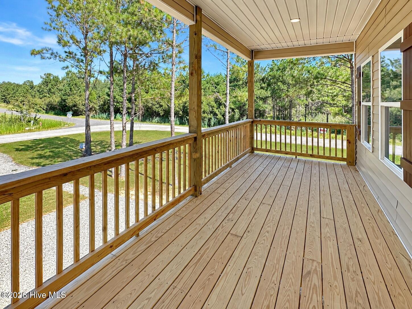 662 Vandemere Creek Drive Property Photo 6