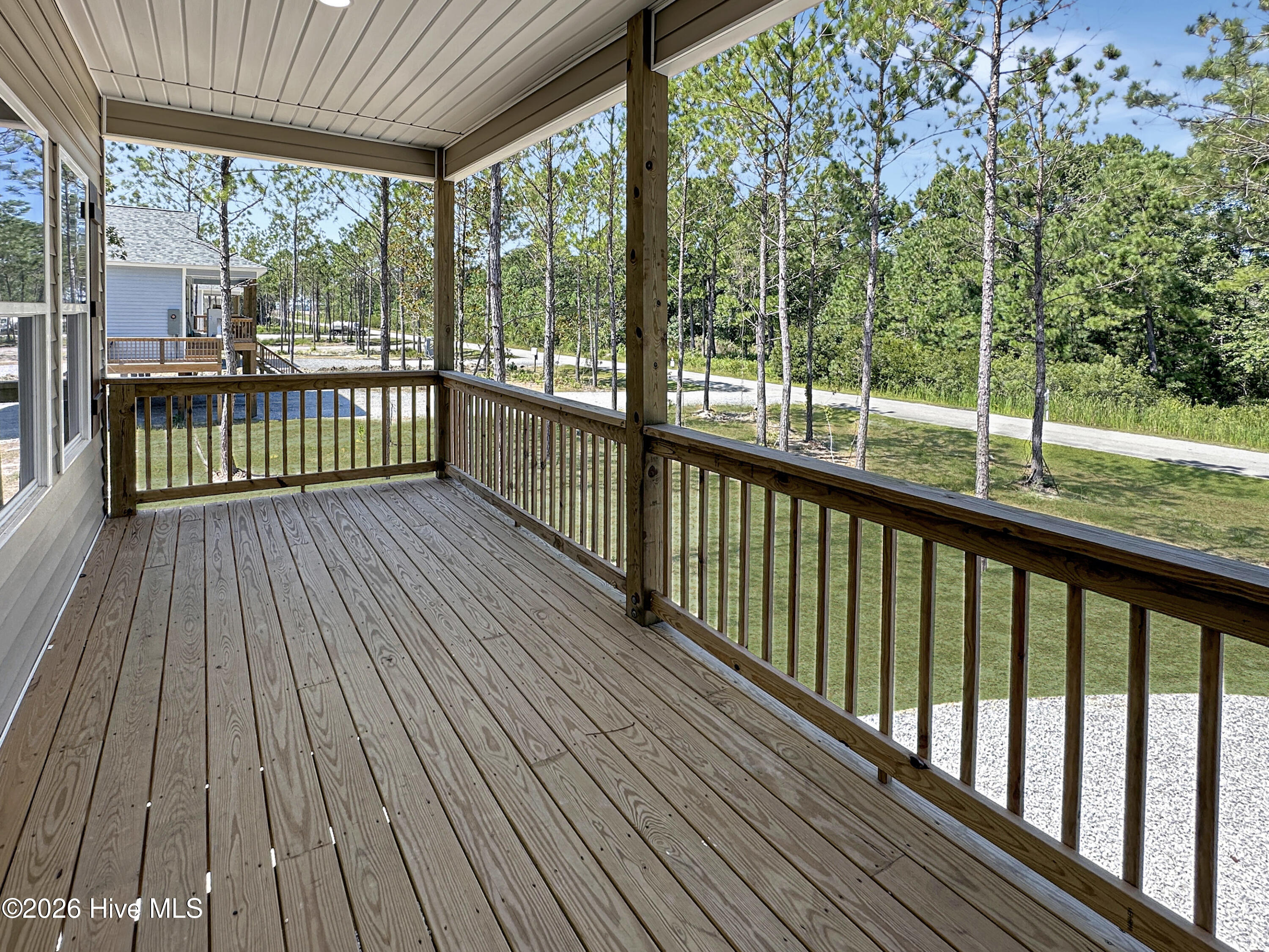 662 Vandemere Creek Drive Property Photo 7