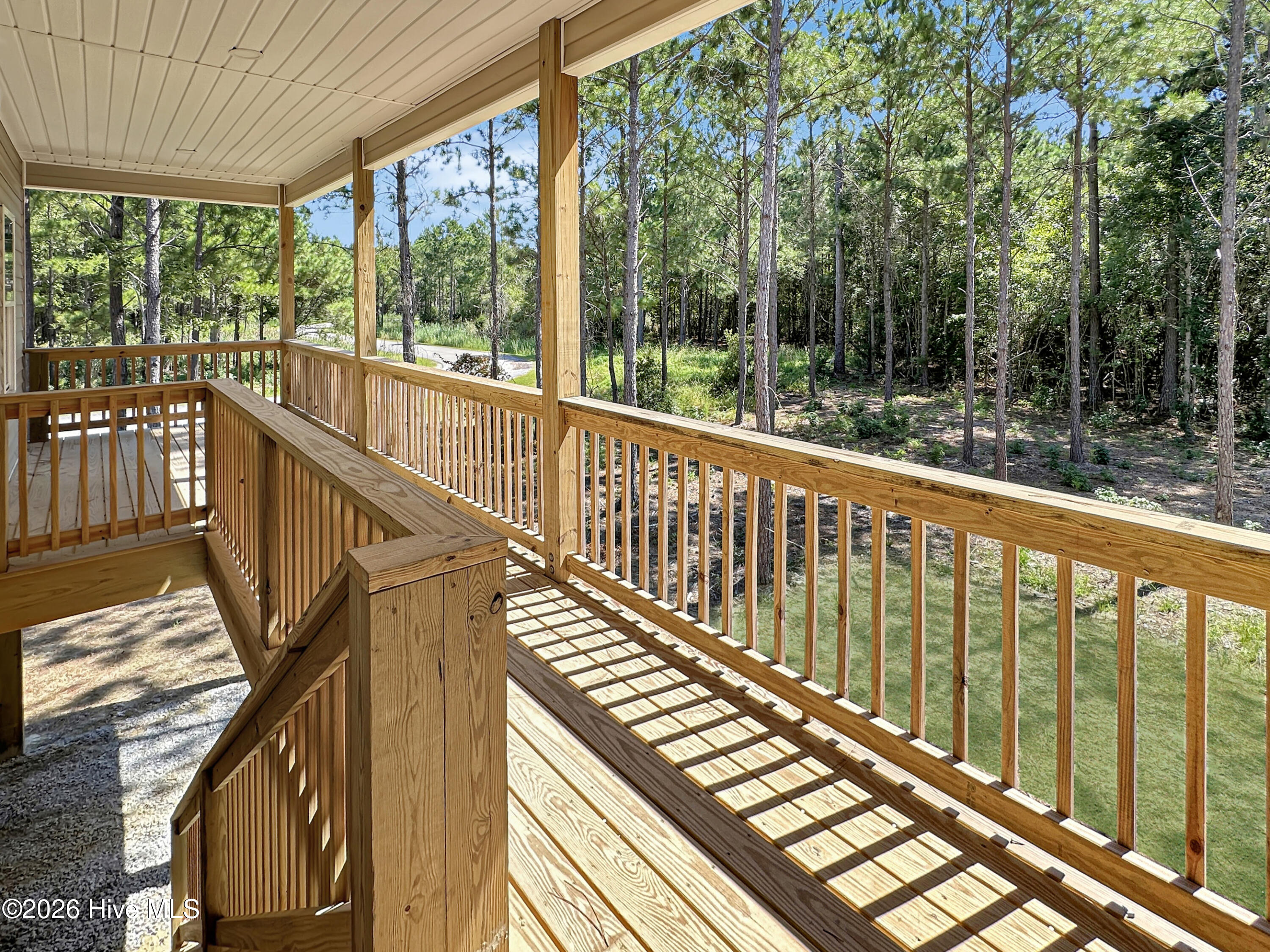 662 Vandemere Creek Drive Property Photo 9