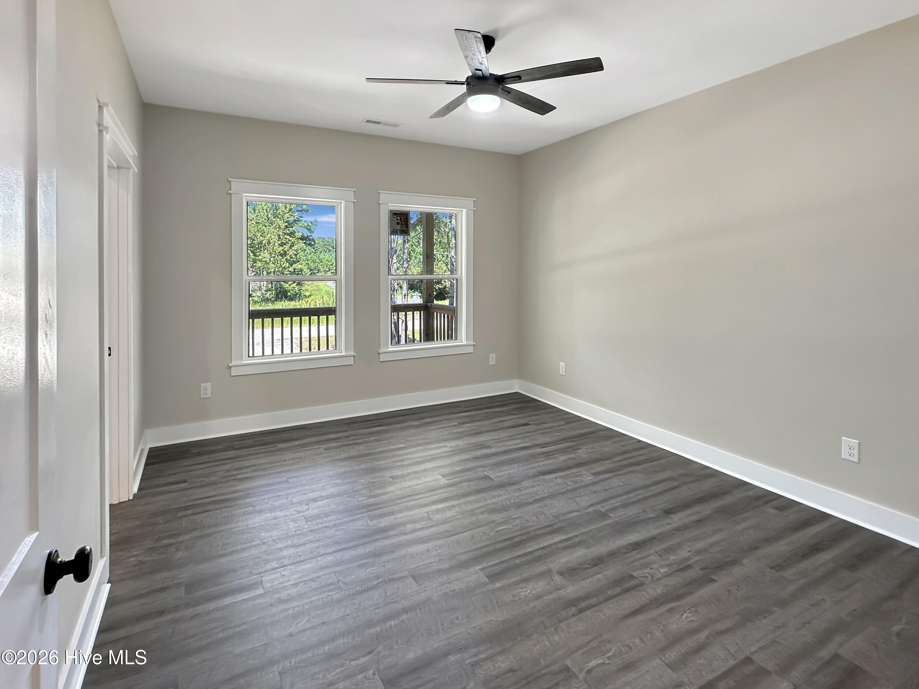 662 Vandemere Creek Drive Property Photo 15