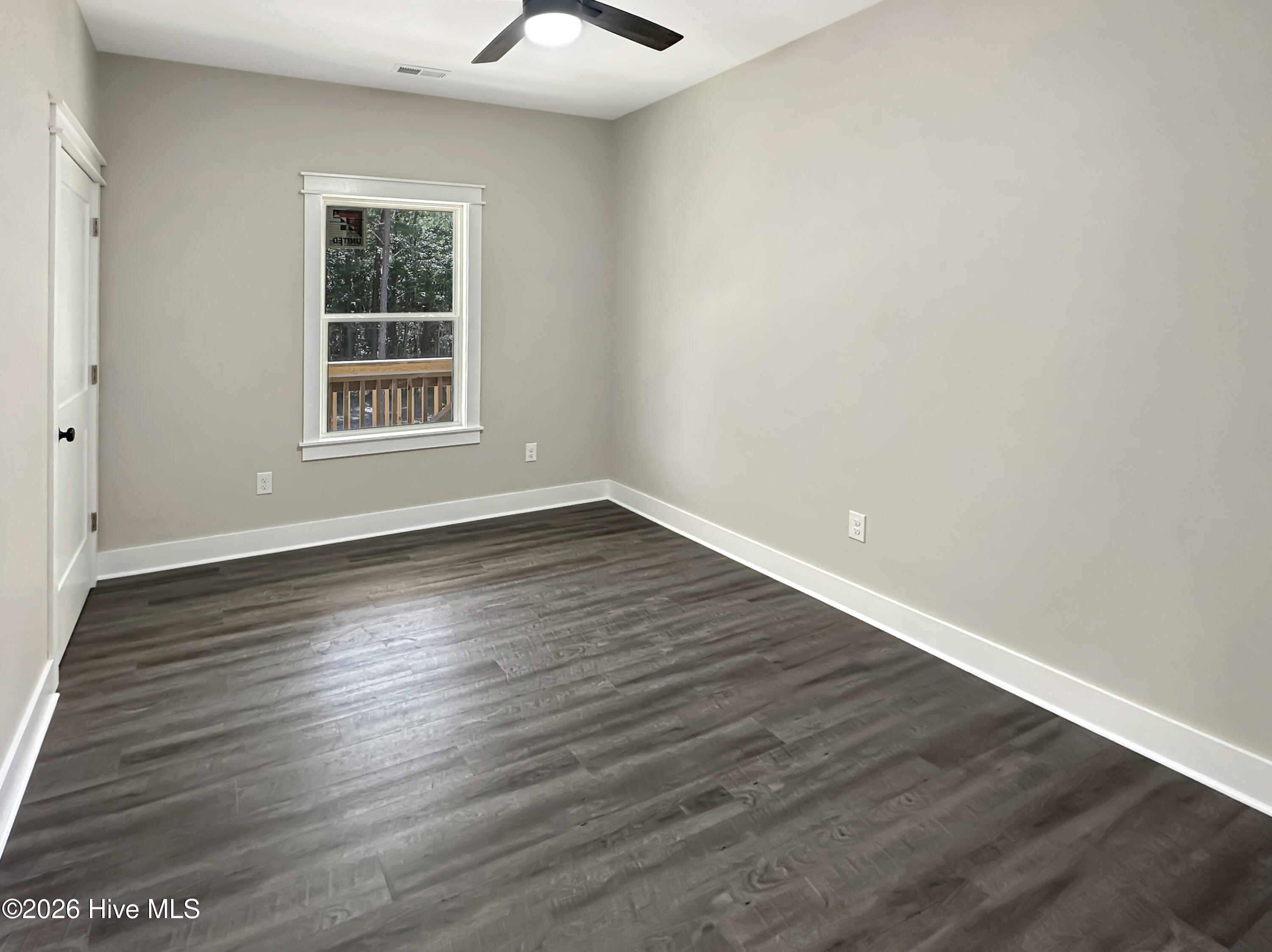 662 Vandemere Creek Drive Property Photo 17