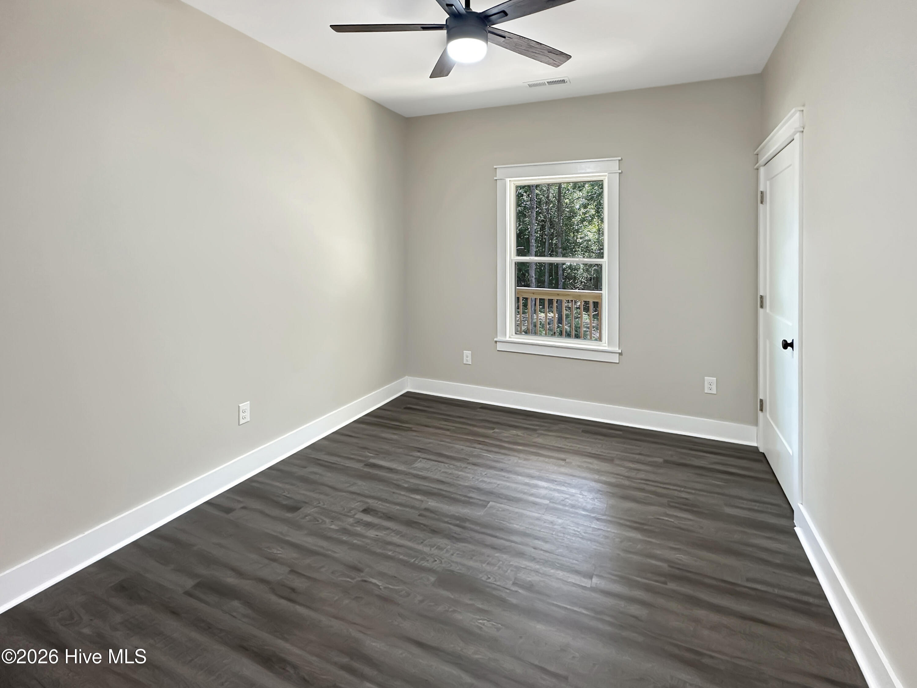 662 Vandemere Creek Drive Property Photo 18