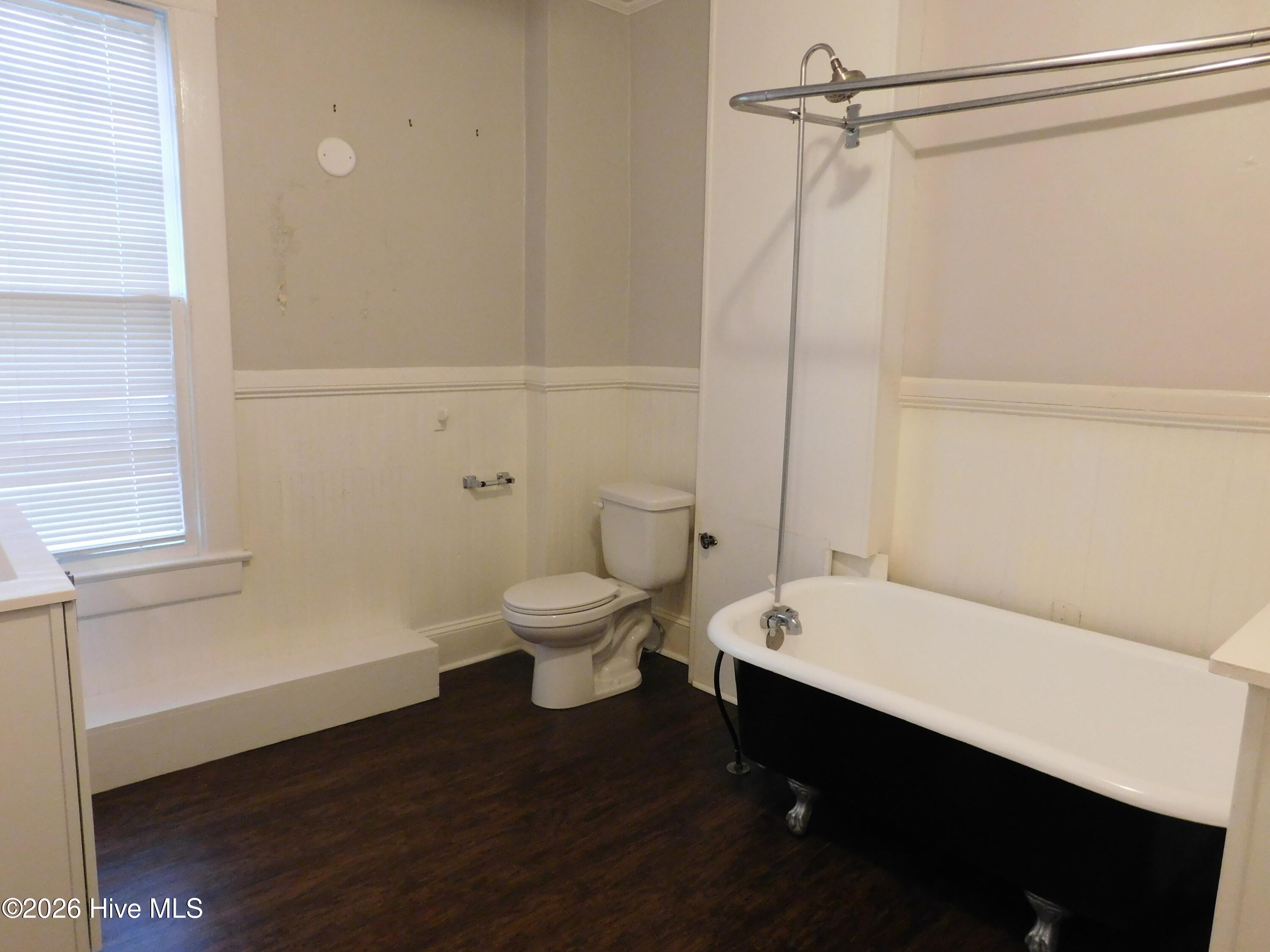 206 King Street A Property Photo 20