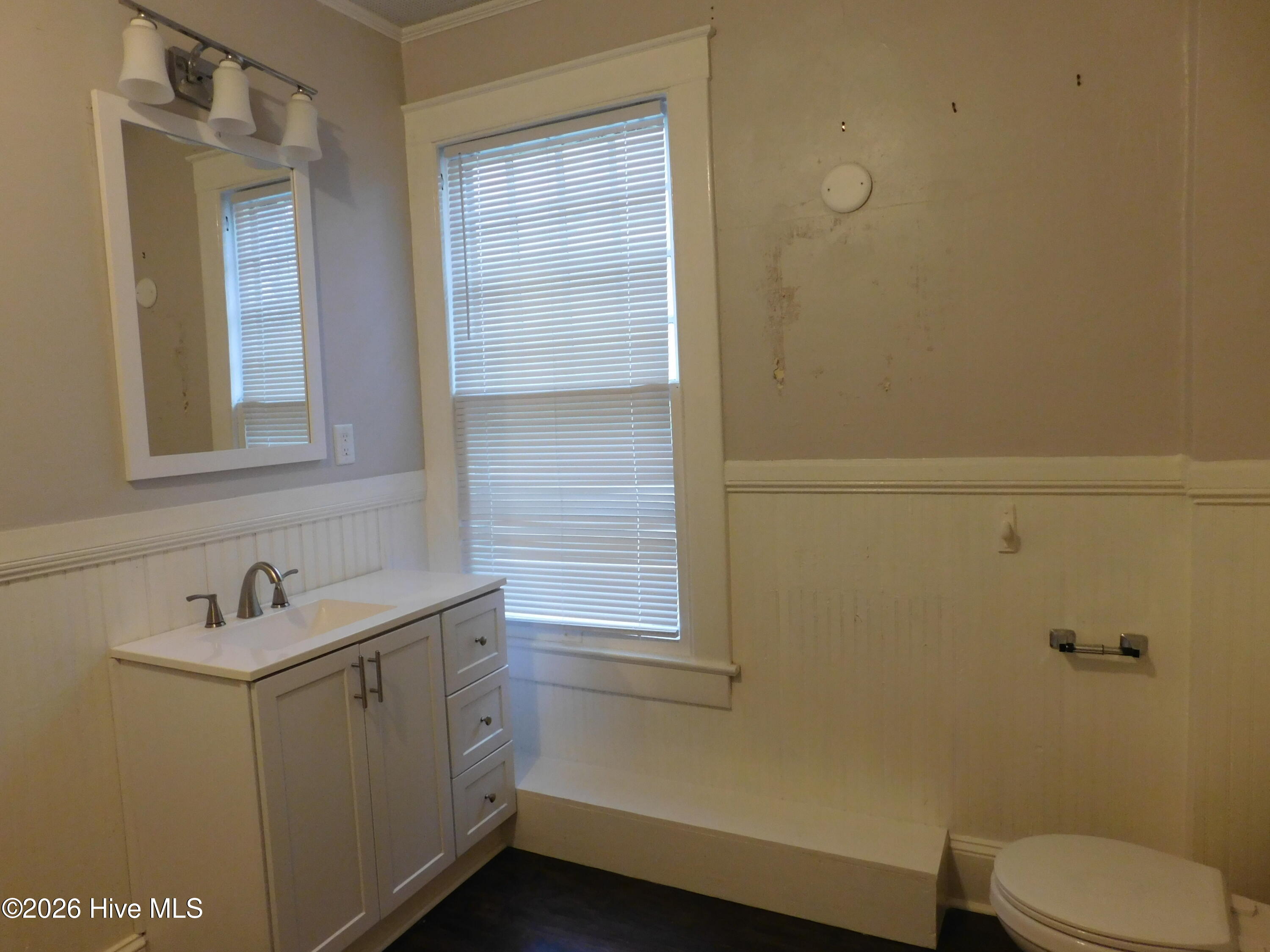 206 King Street A Property Photo 21
