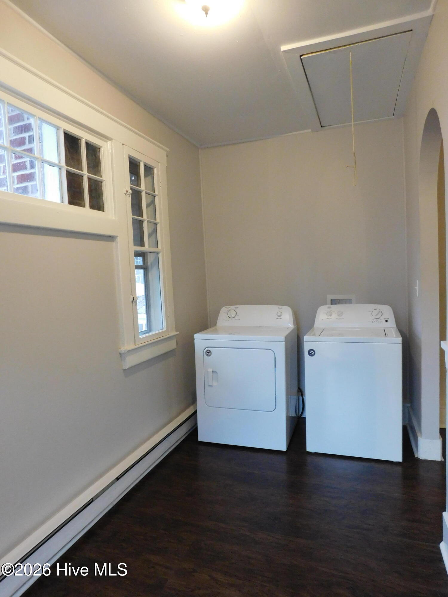 206 King Street A Property Photo 25