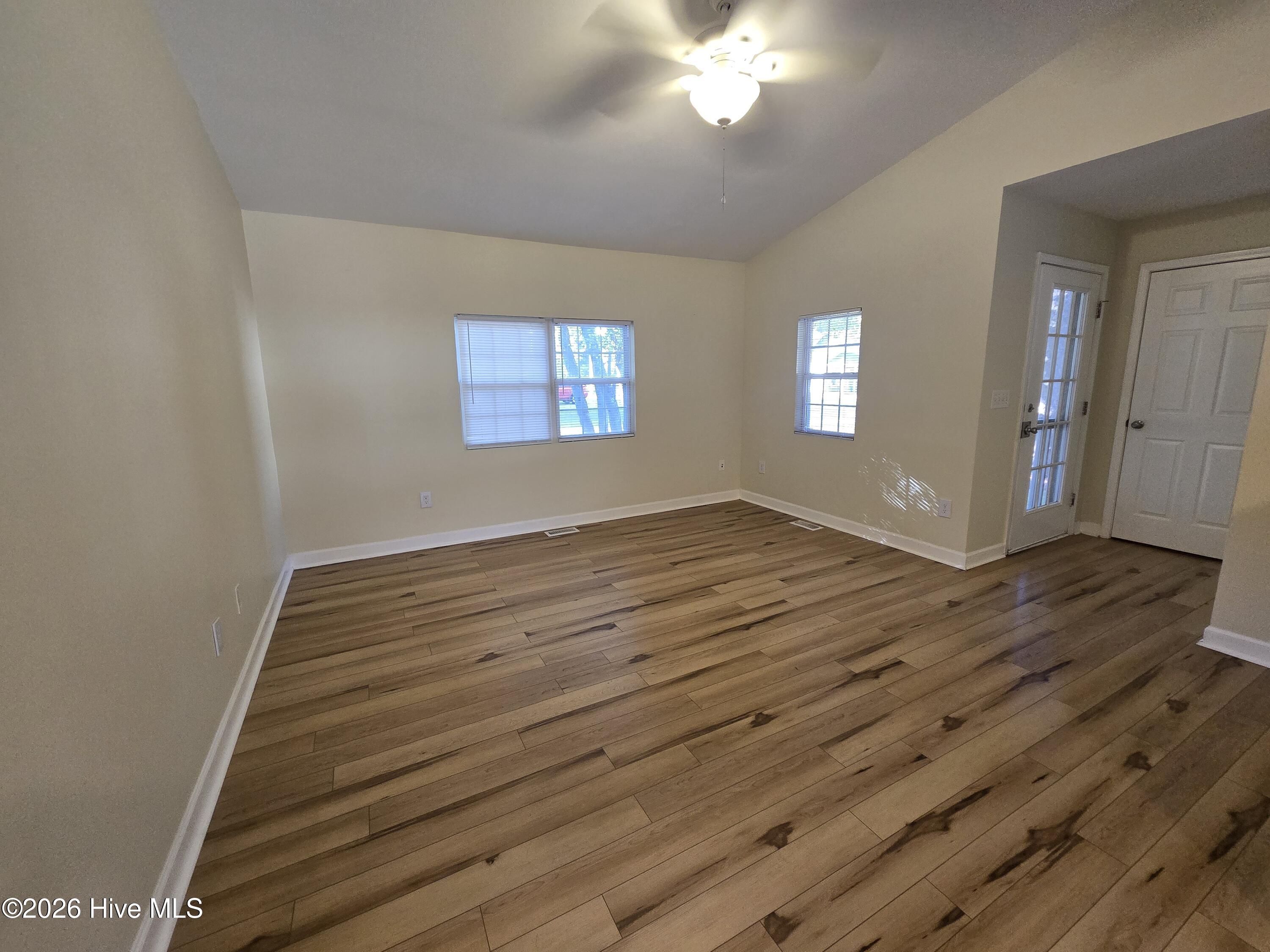 502 Wesley Avenue Property Photo 3