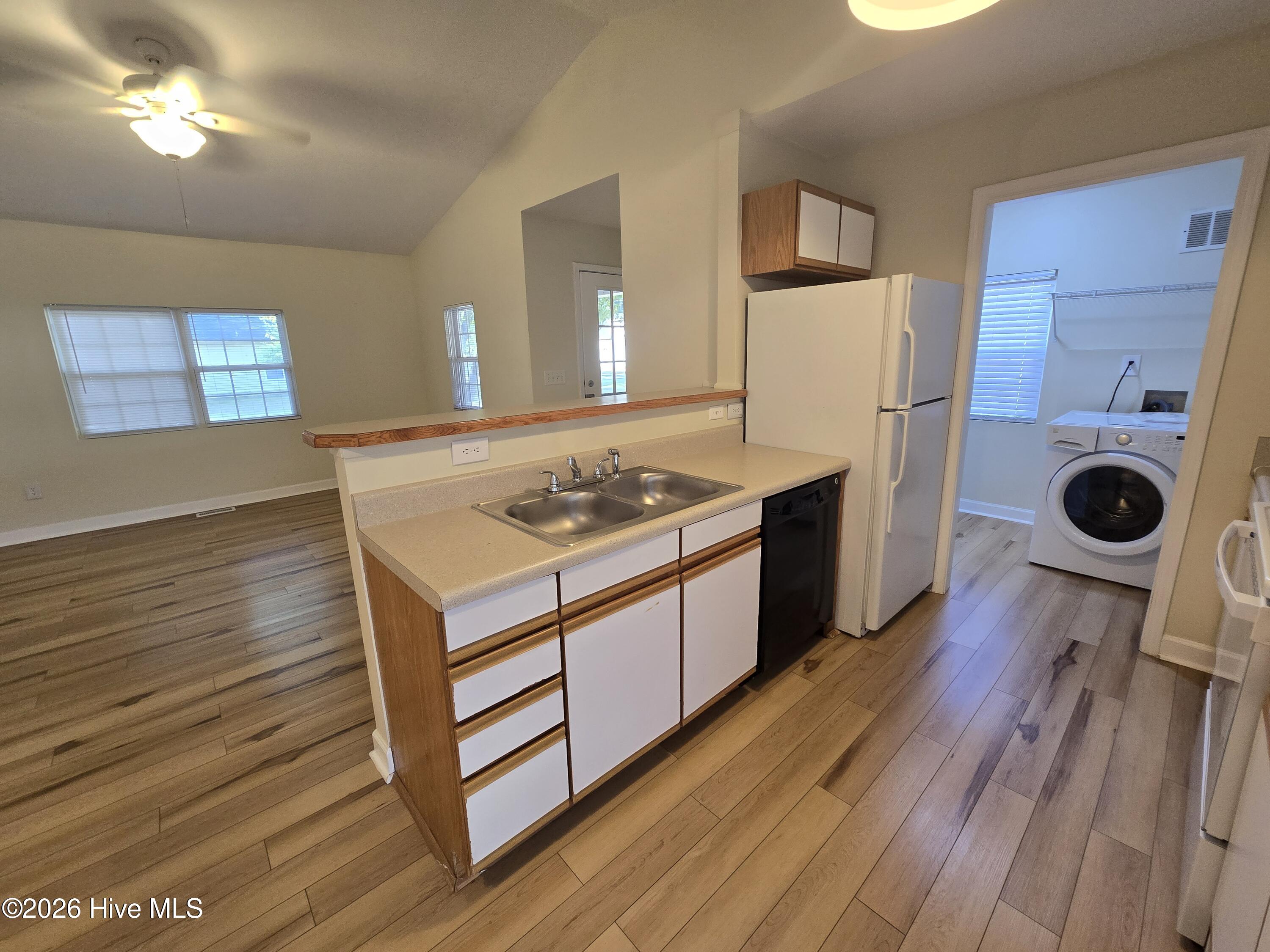 502 Wesley Avenue Property Photo 11