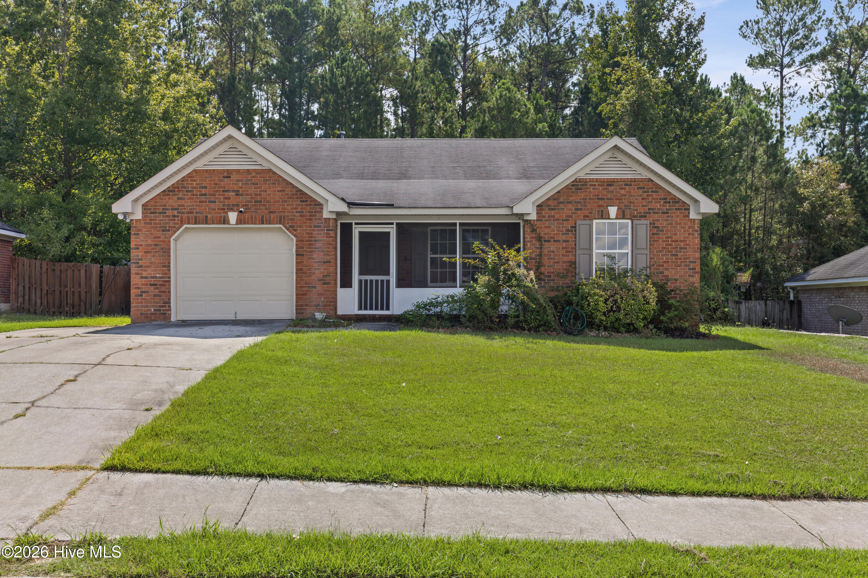 4522 Pineview Lane Property Photo 1