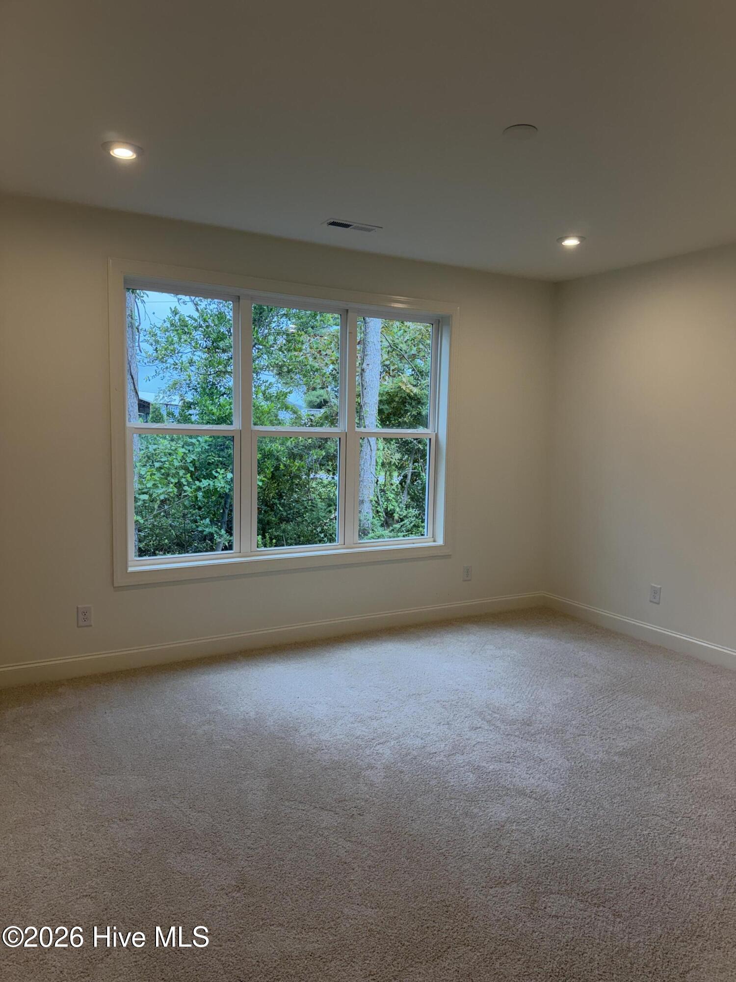 154 Coventry Court Property Photo 10