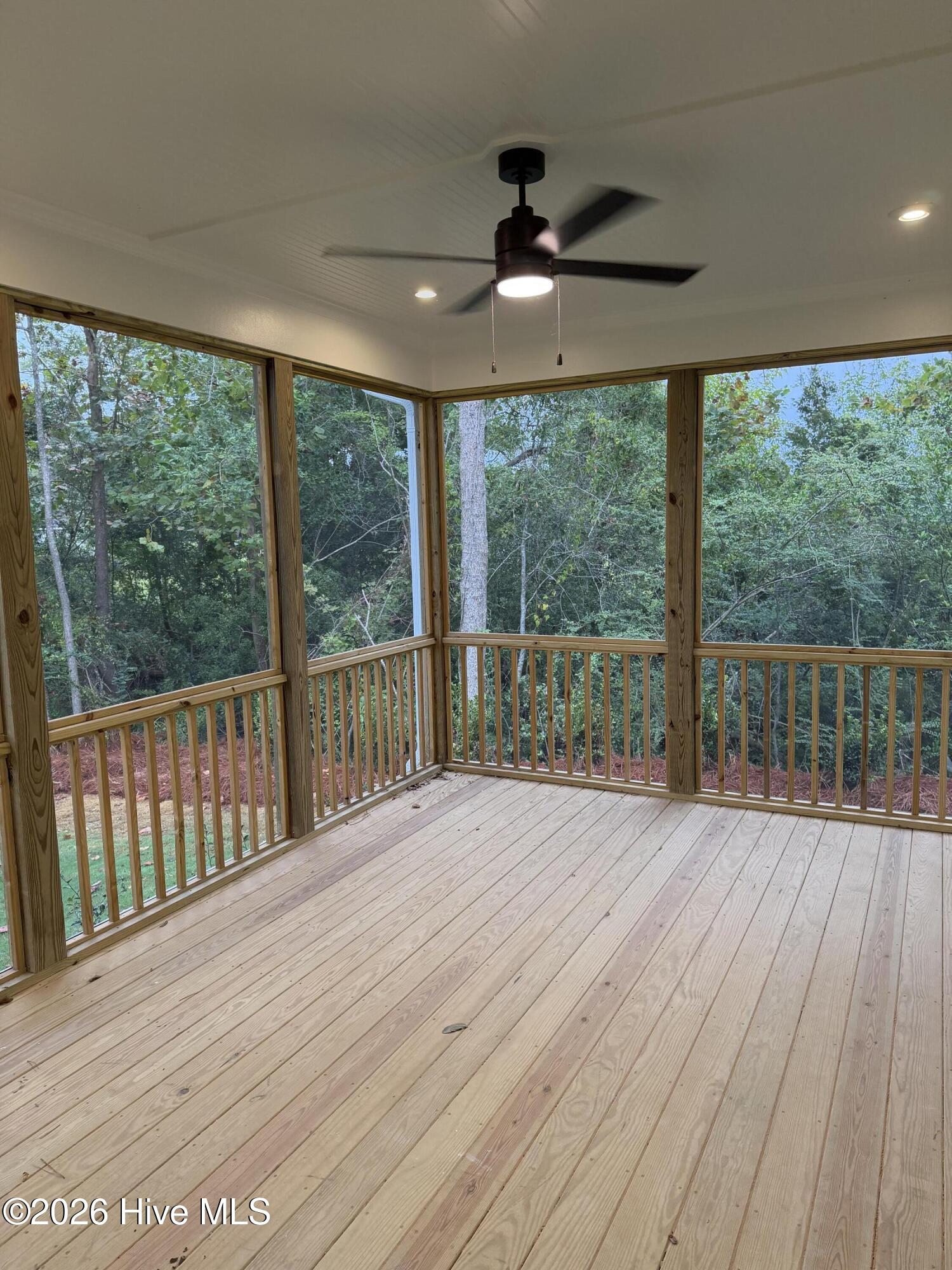 154 Coventry Court Property Photo 14