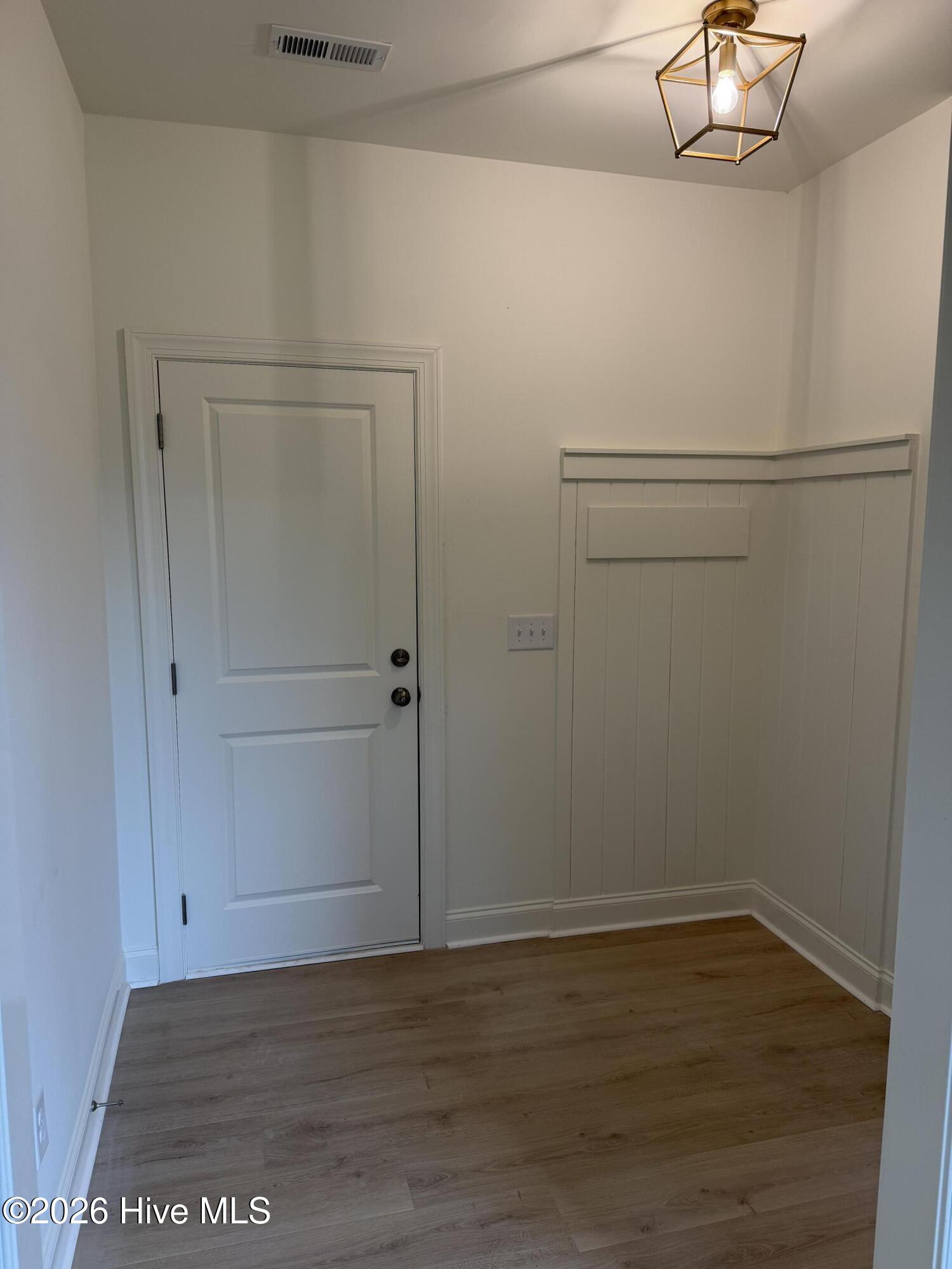 154 Coventry Court Property Photo 22