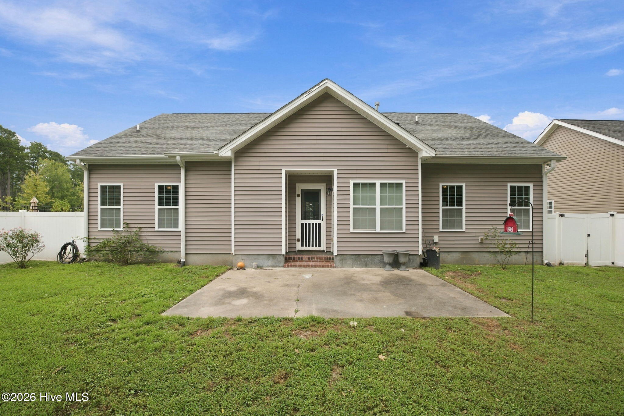 104 Lynden Lane Property Photo 43