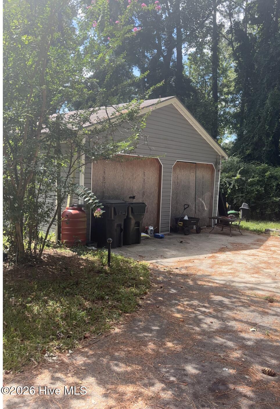 215 S Spence Avenue Property Photo 3