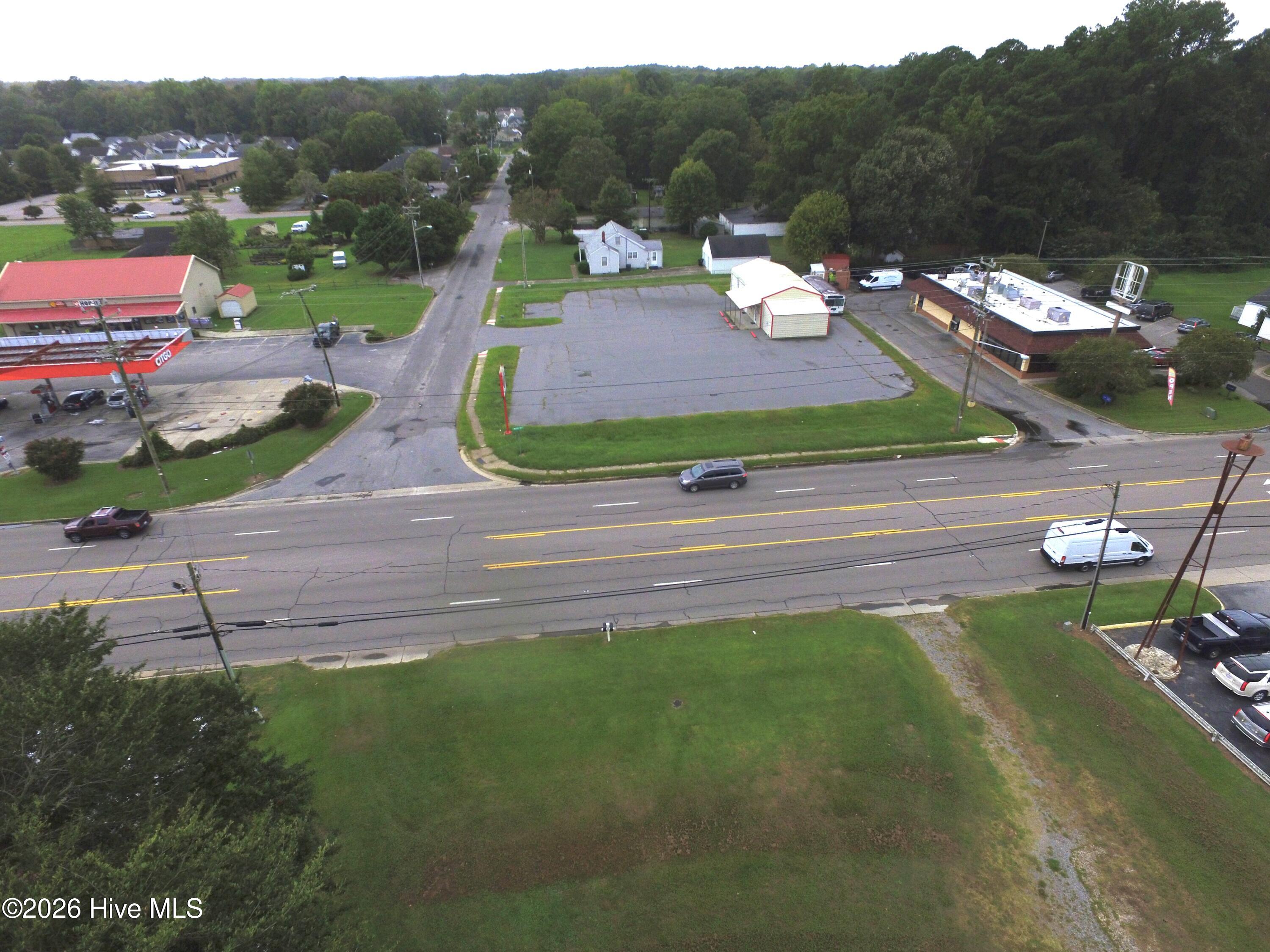 1331 N Road Street Property Photo 7