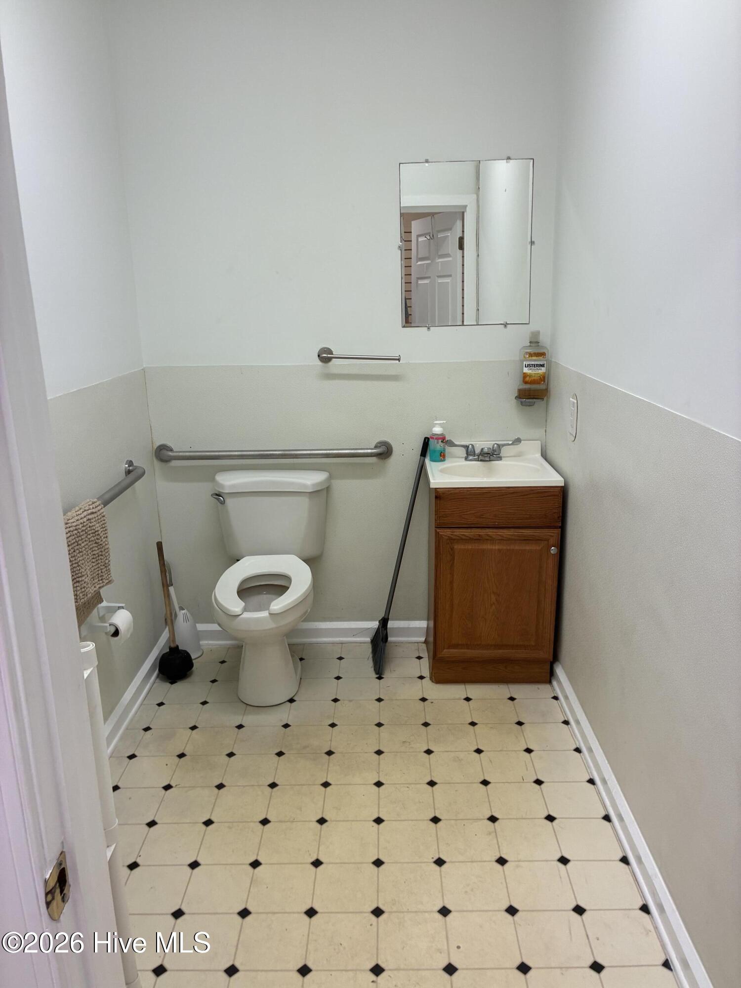 1331 N Road Street Property Photo 20