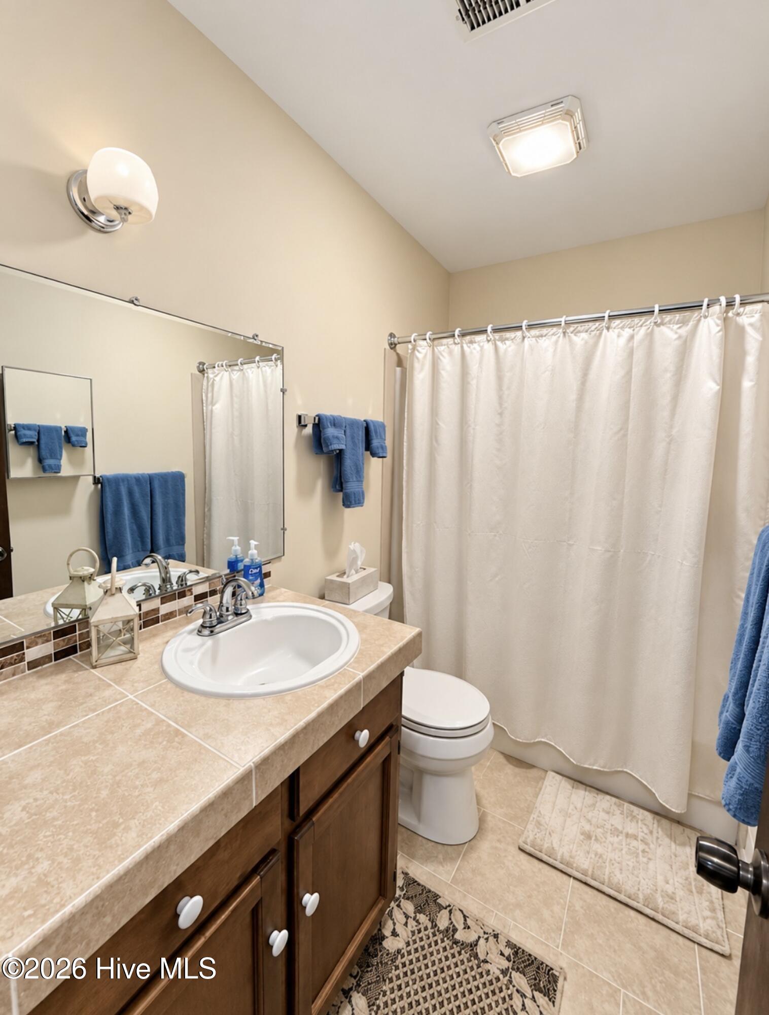 1737 Snake Island Road Property Photo 14