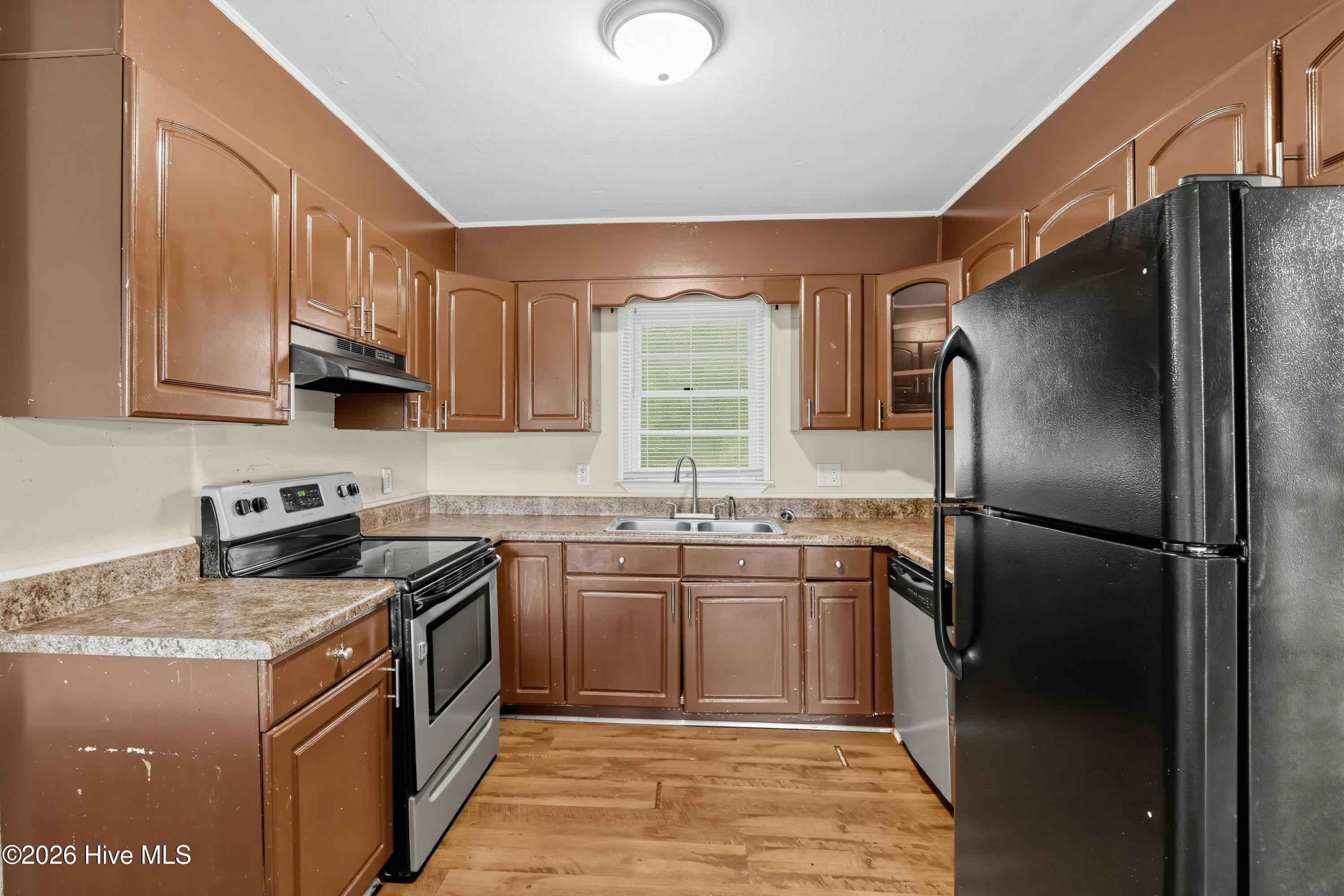 206 Belair Road Property Photo 6
