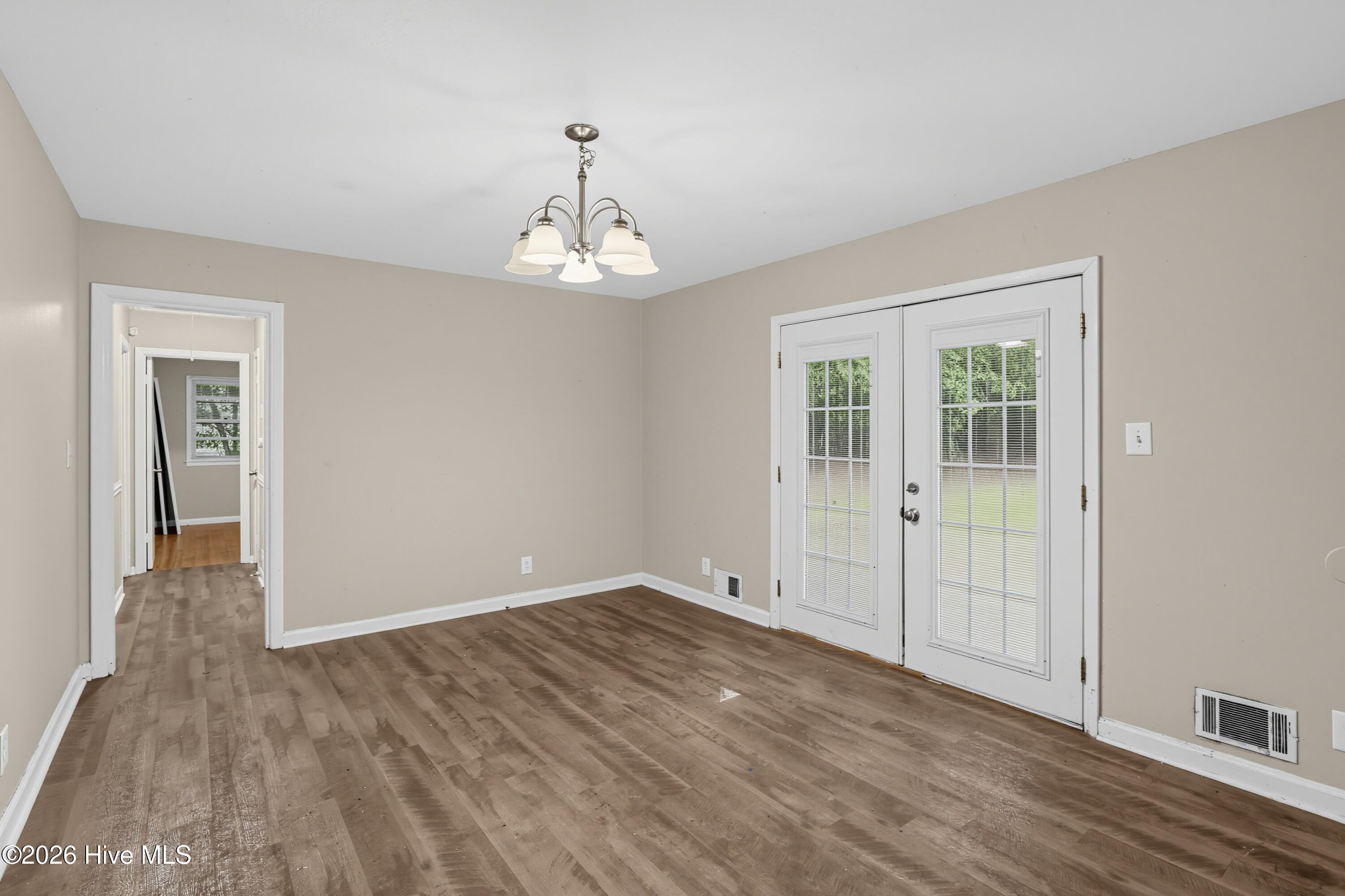 206 Belair Road Property Photo 7