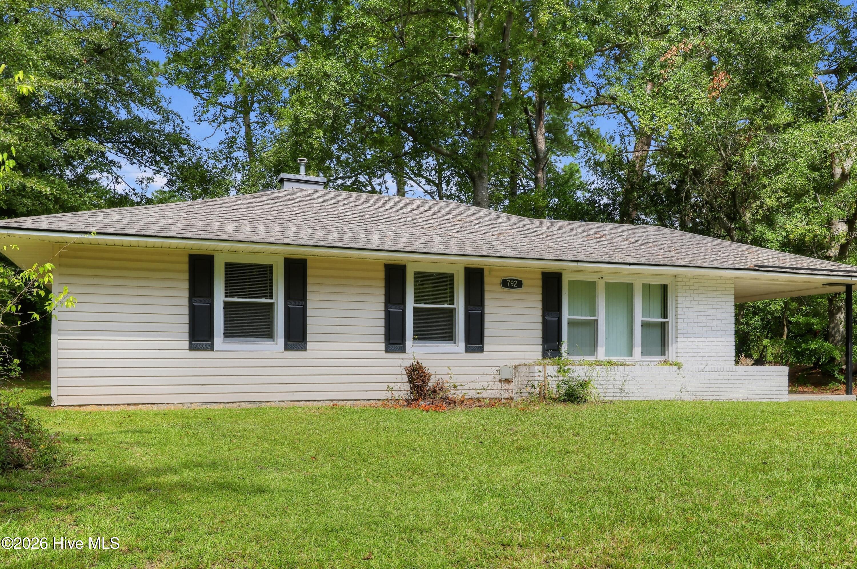 792 Sommer Street Ne Property Photo 4