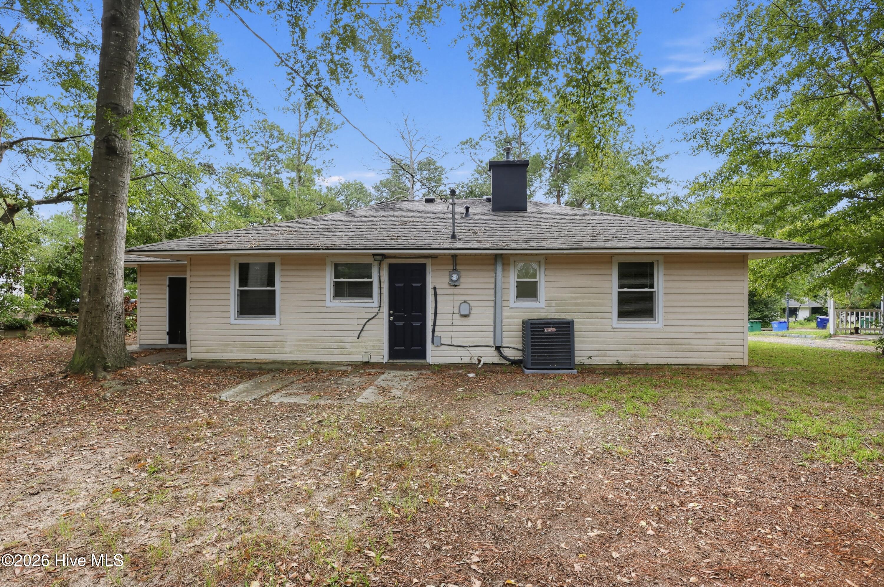 792 Sommer Street Ne Property Photo 7
