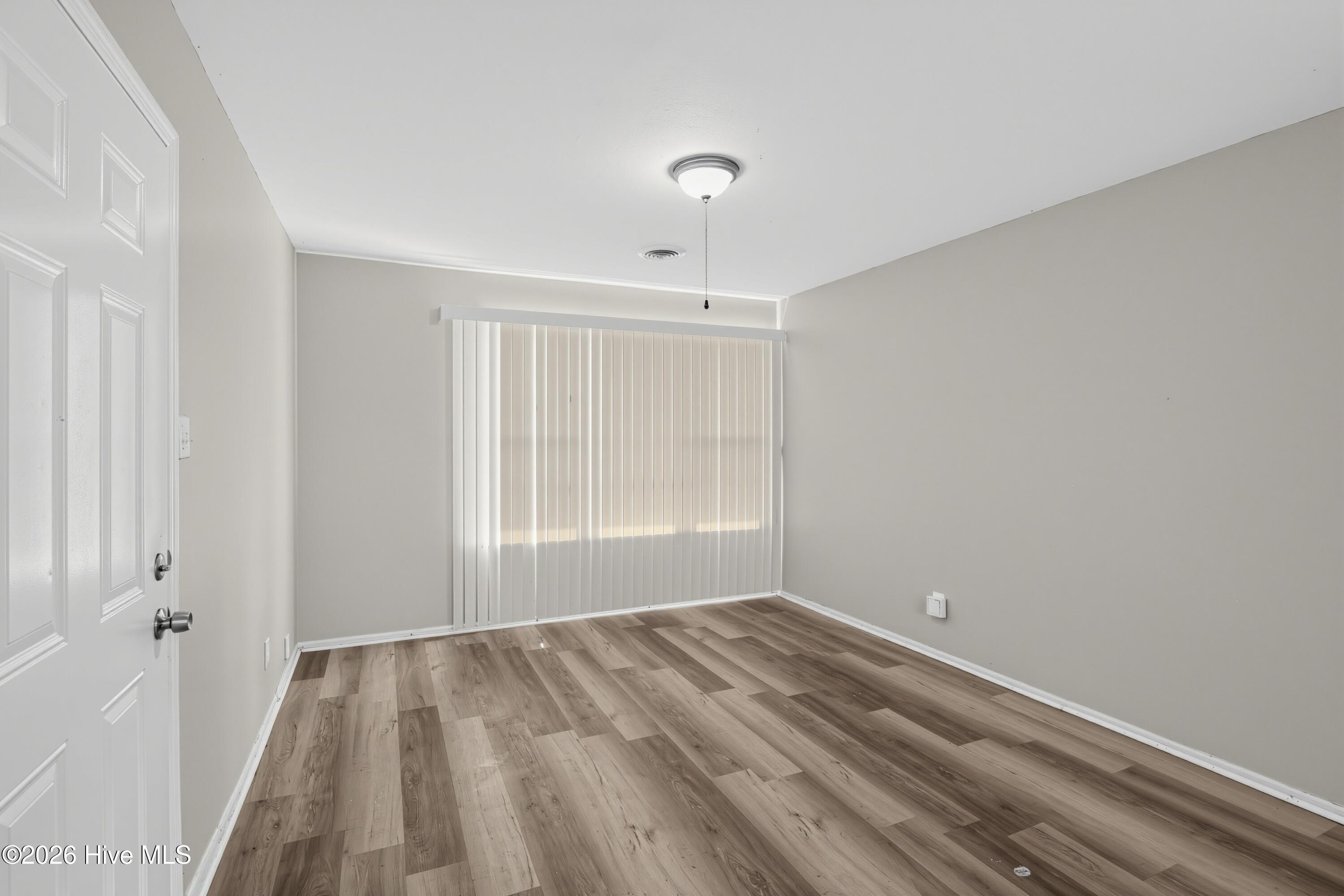 792 Sommer Street Ne Property Photo 11