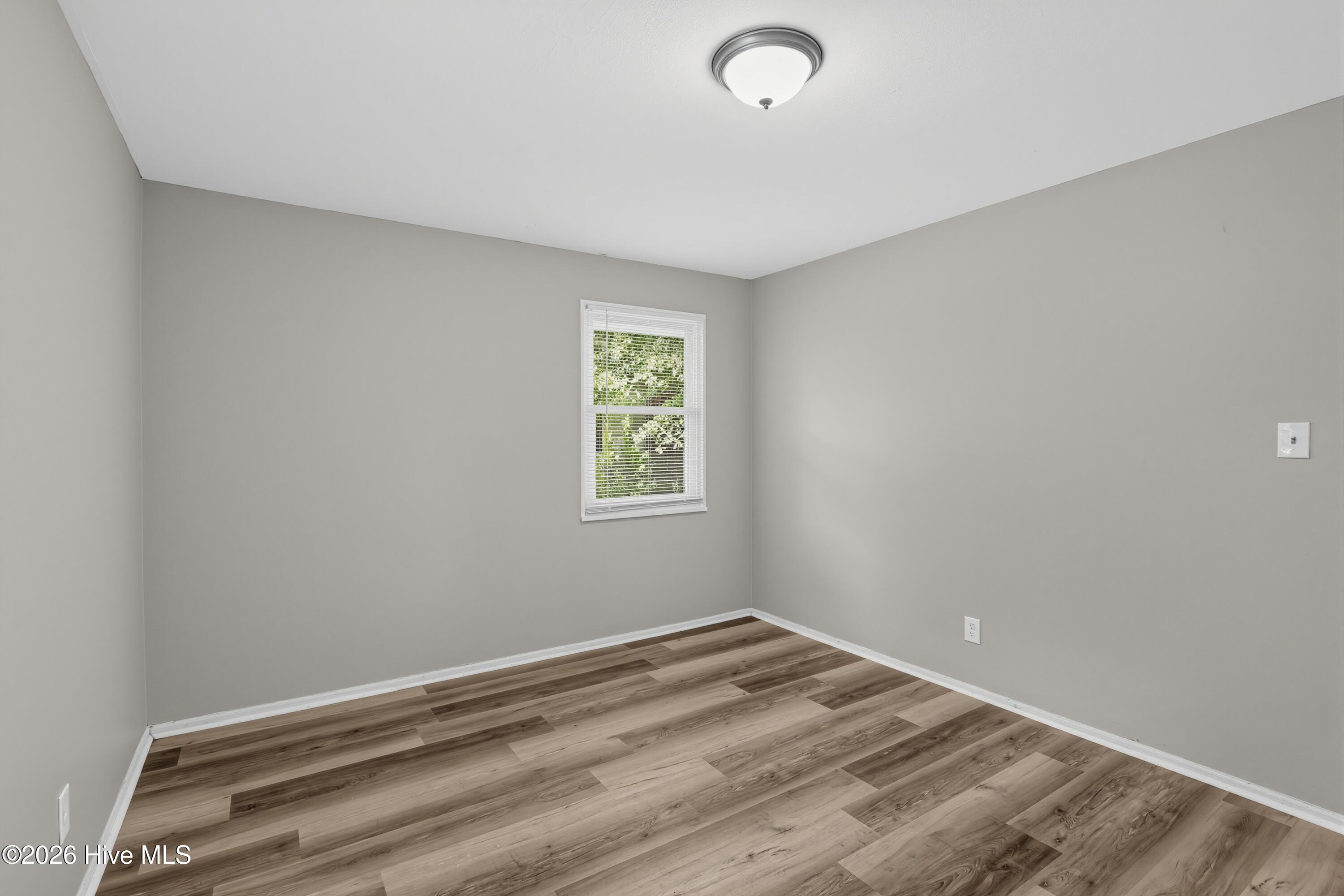 792 Sommer Street Ne Property Photo 24