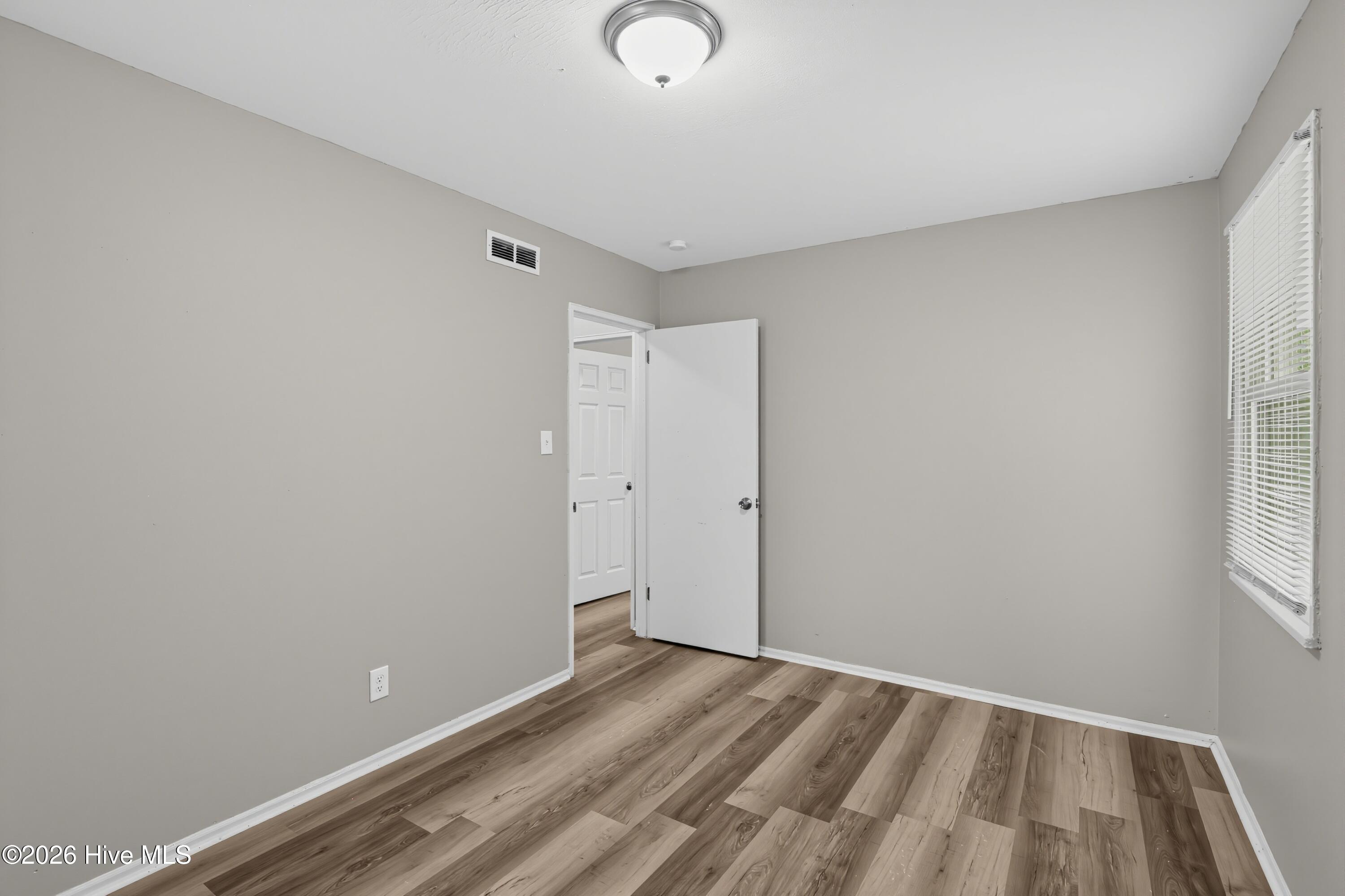 792 Sommer Street Ne Property Photo 26