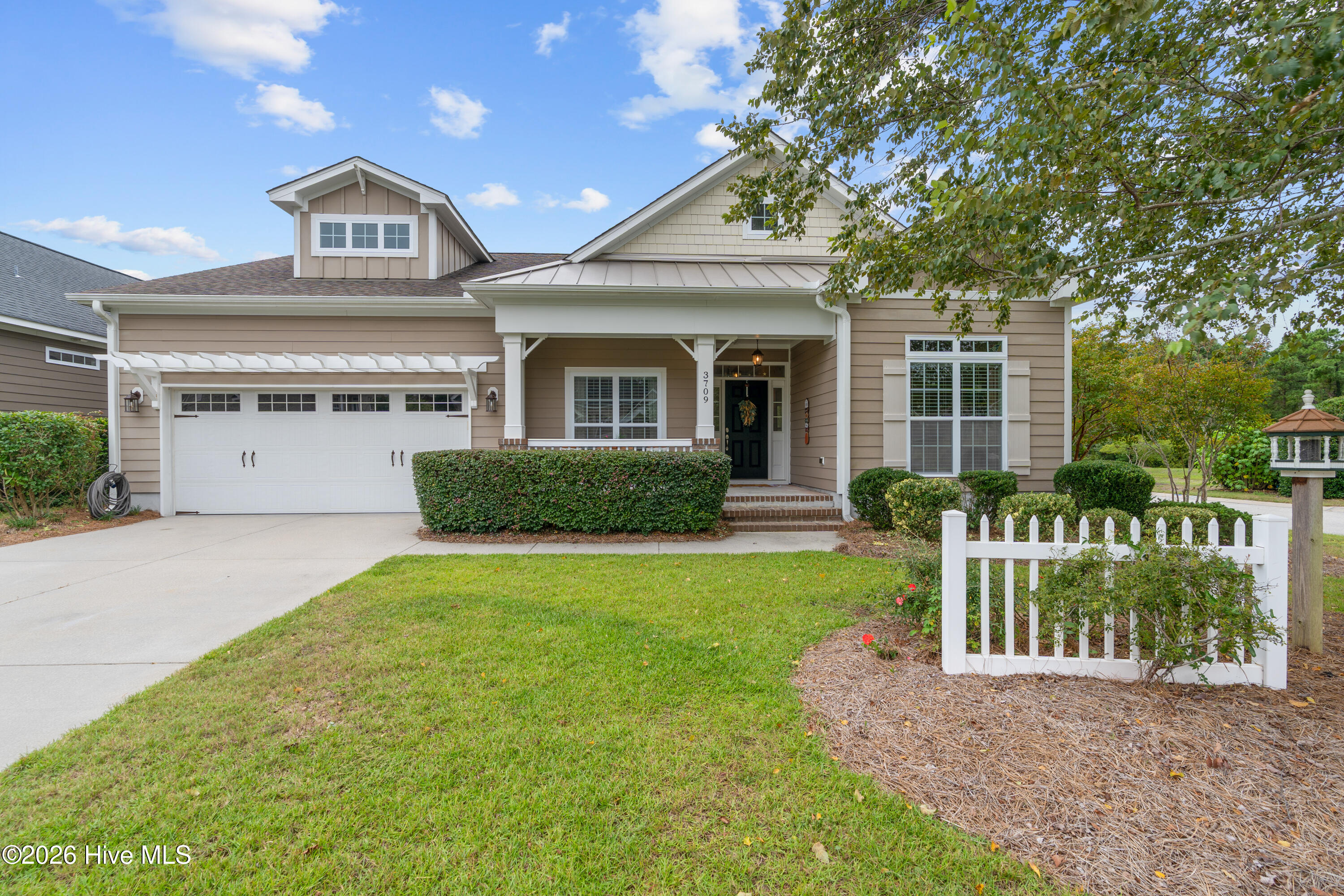 3709 Turkey Oak Court Property Photo 2