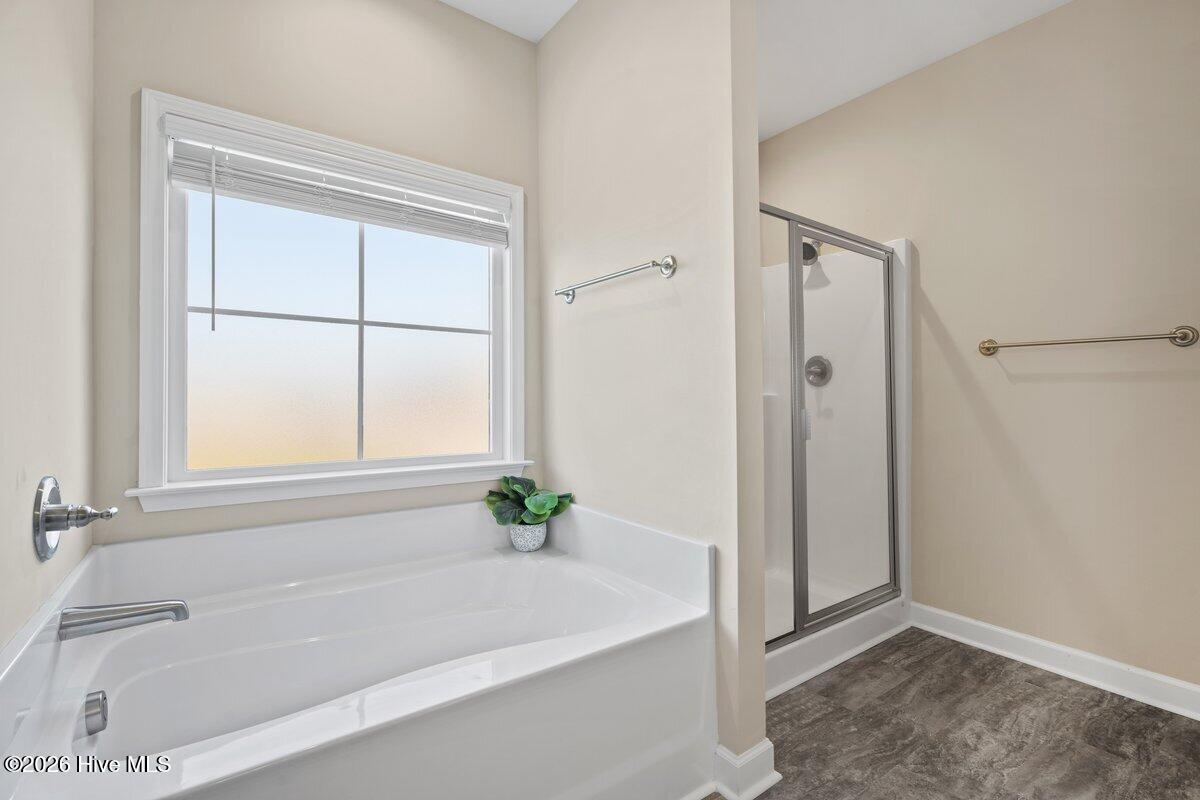 101 Auburn Bay Drive Property Photo 21