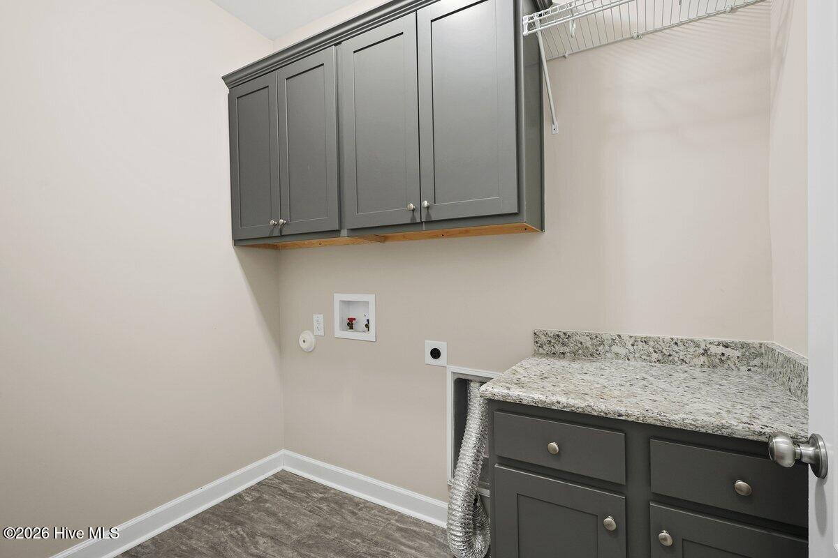 101 Auburn Bay Drive Property Photo 24