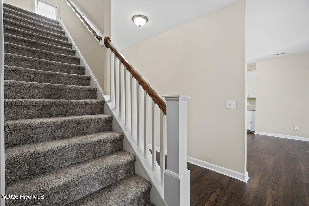 101 Auburn Bay Drive Property Photo 26