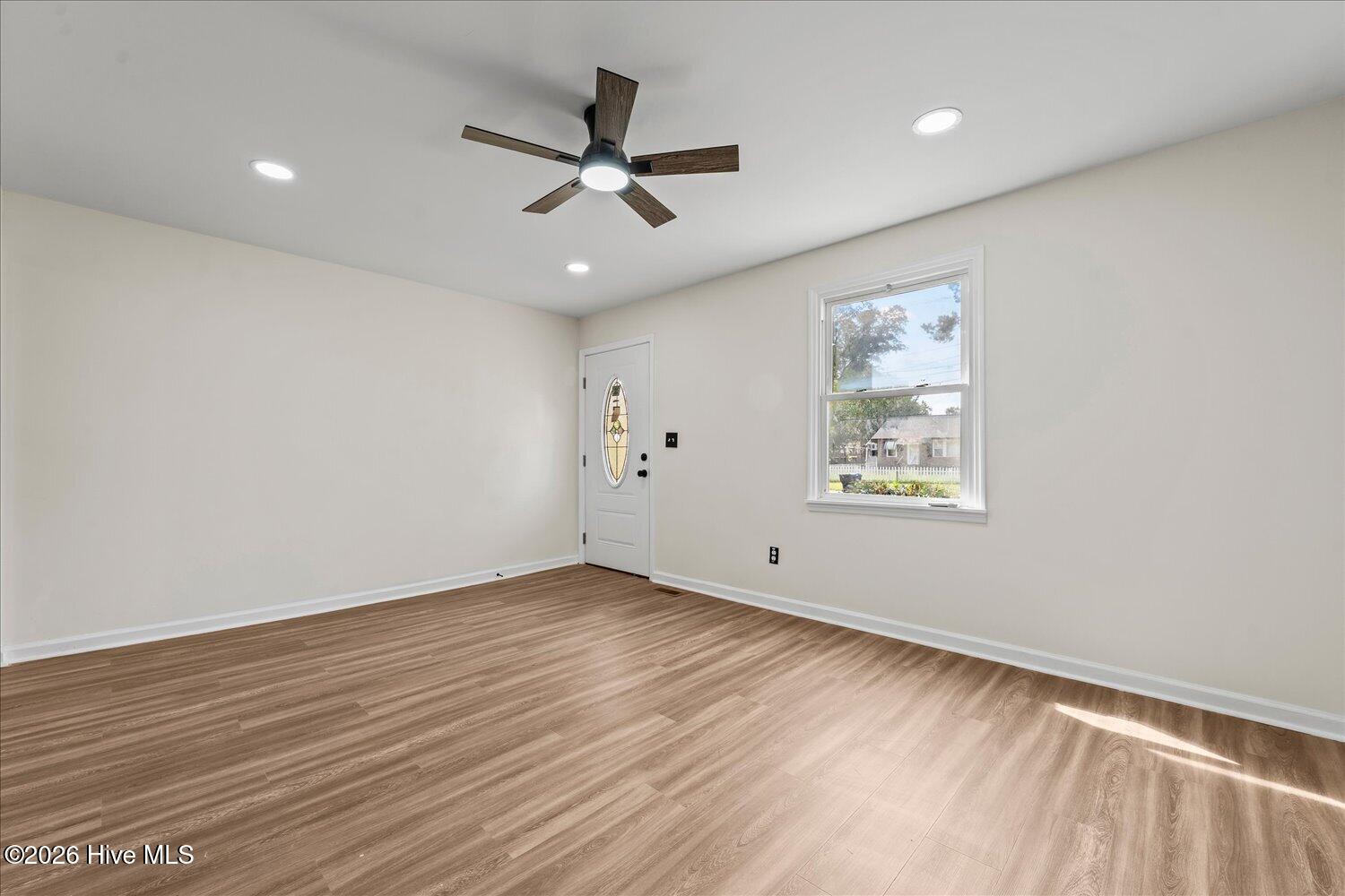 2021 Virginia Avenue Property Photo 5