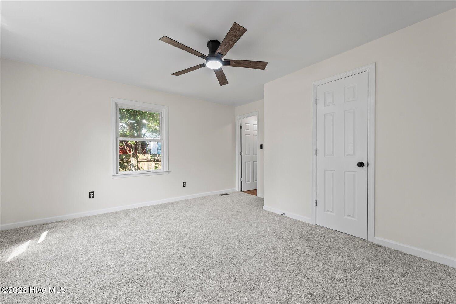 2021 Virginia Avenue Property Photo 6