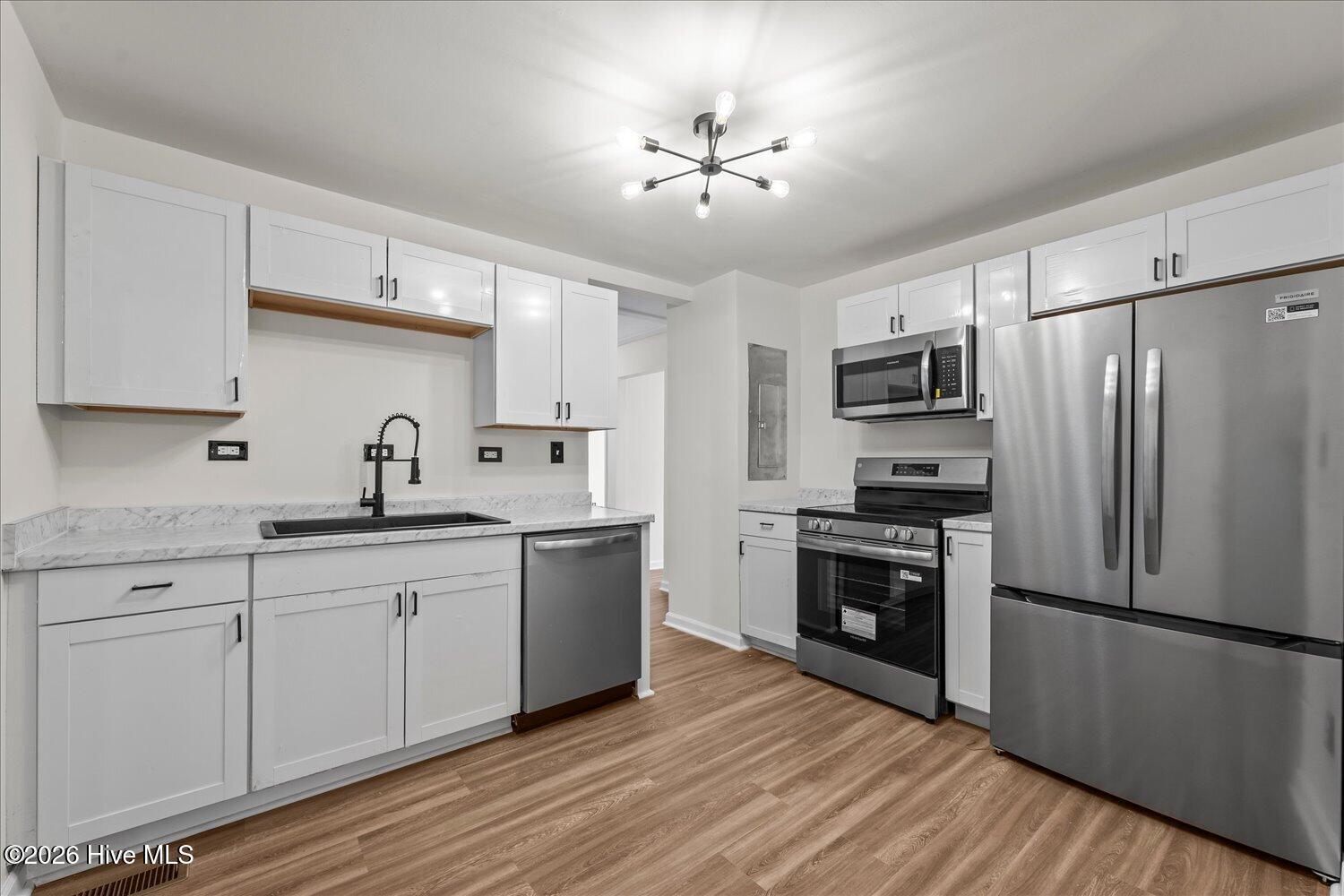 2021 Virginia Avenue Property Photo 19