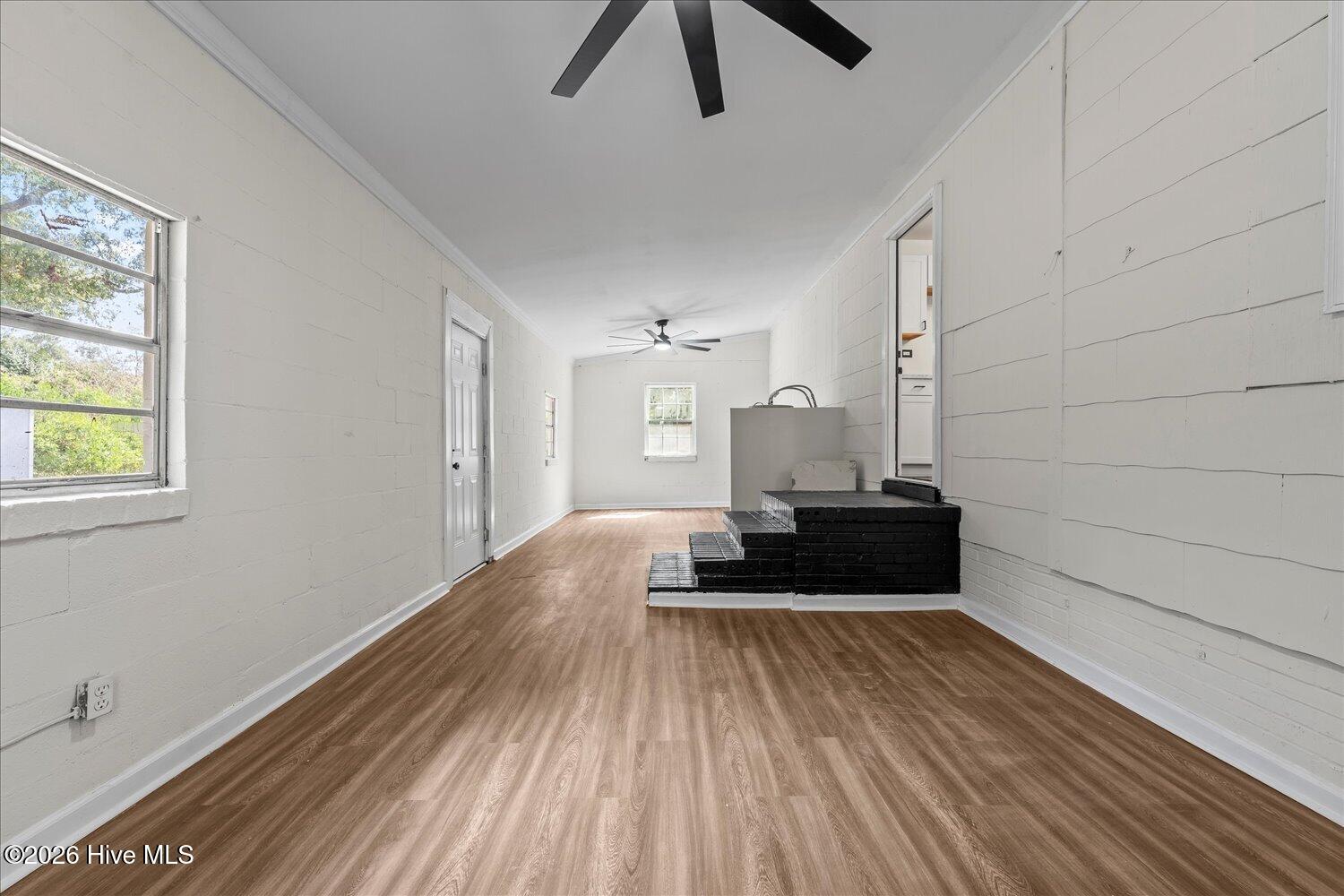 2021 Virginia Avenue Property Photo 21