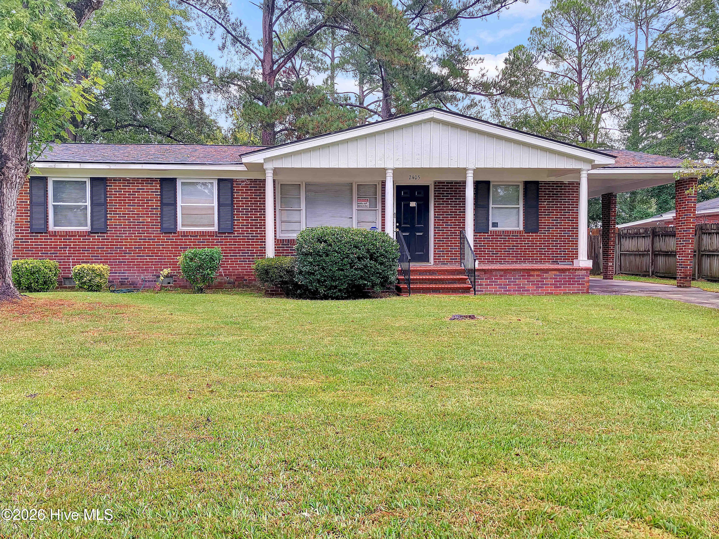 2405 Bream Avenue Property Photo 1