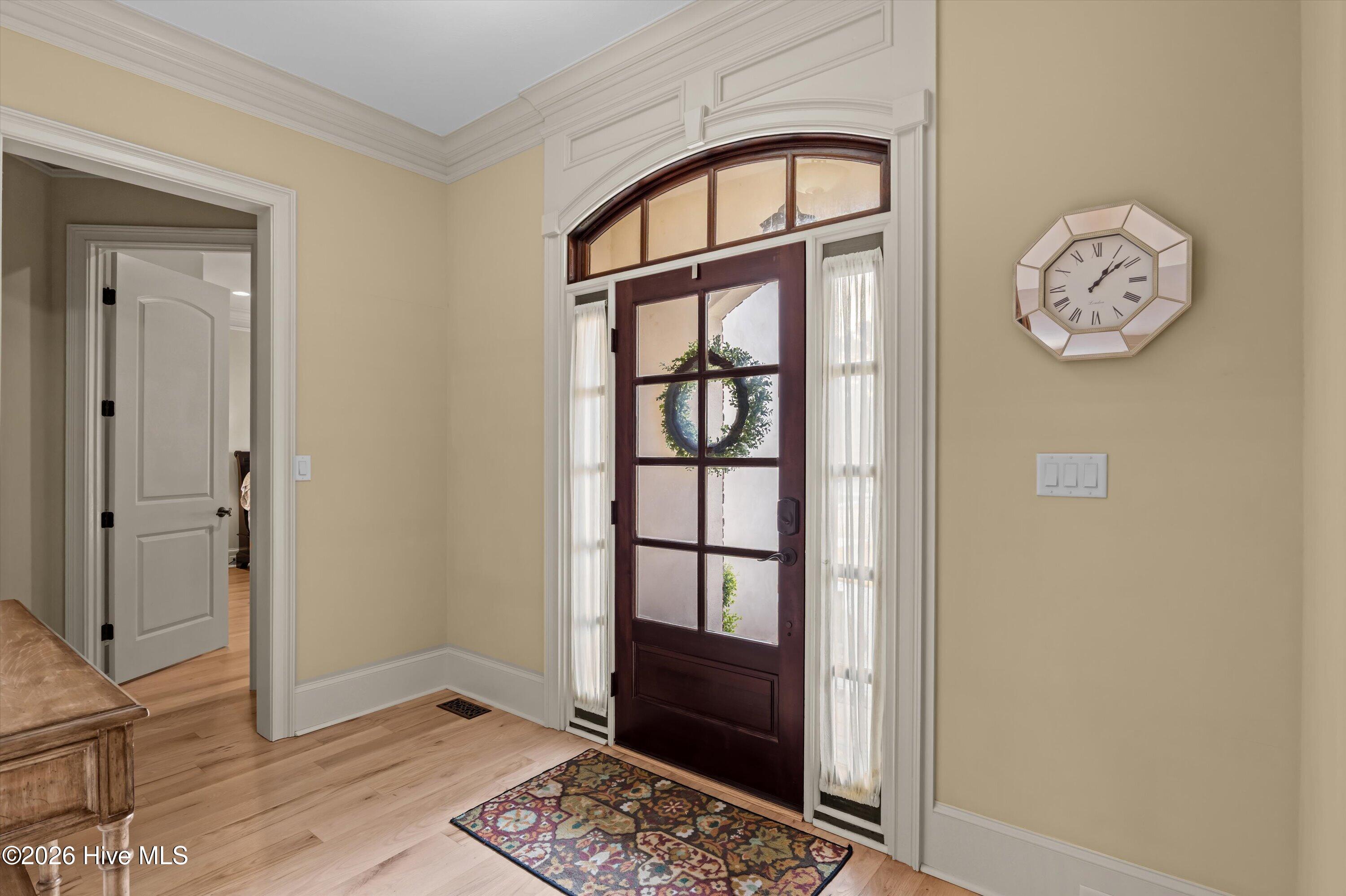 1018 Emerald Place Property Photo 5