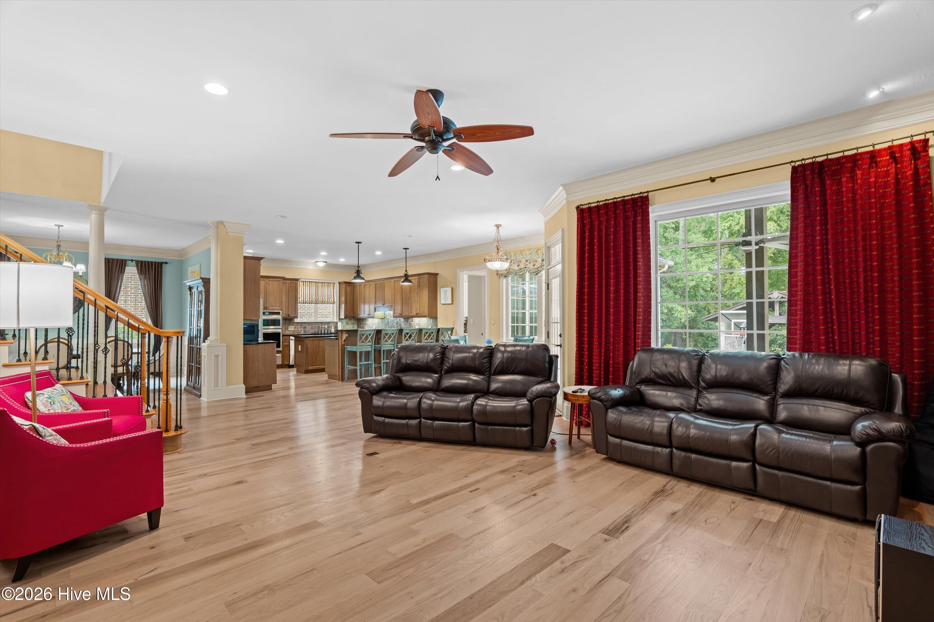 1018 Emerald Place Property Photo 18