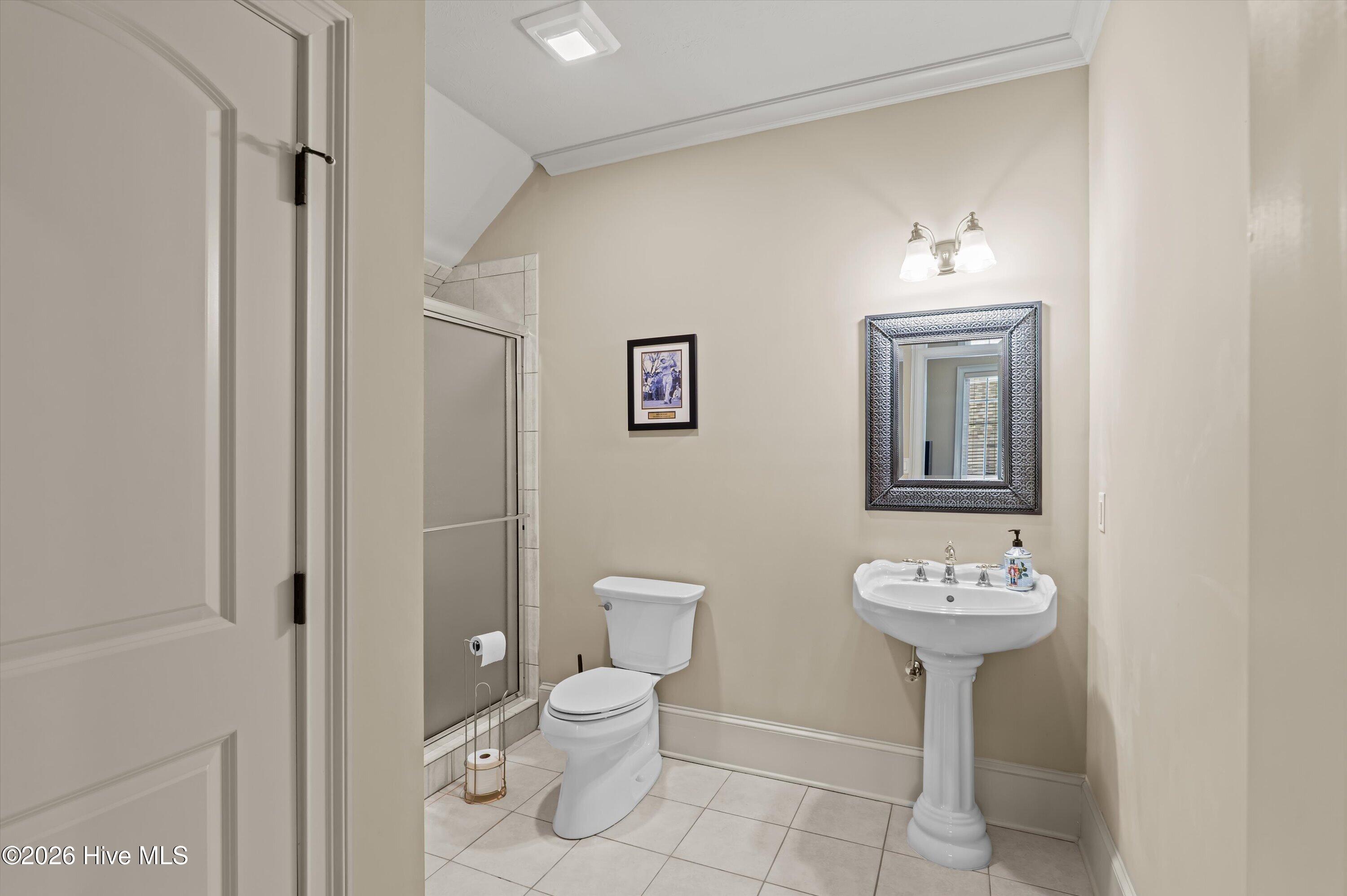 1018 Emerald Place Property Photo 47