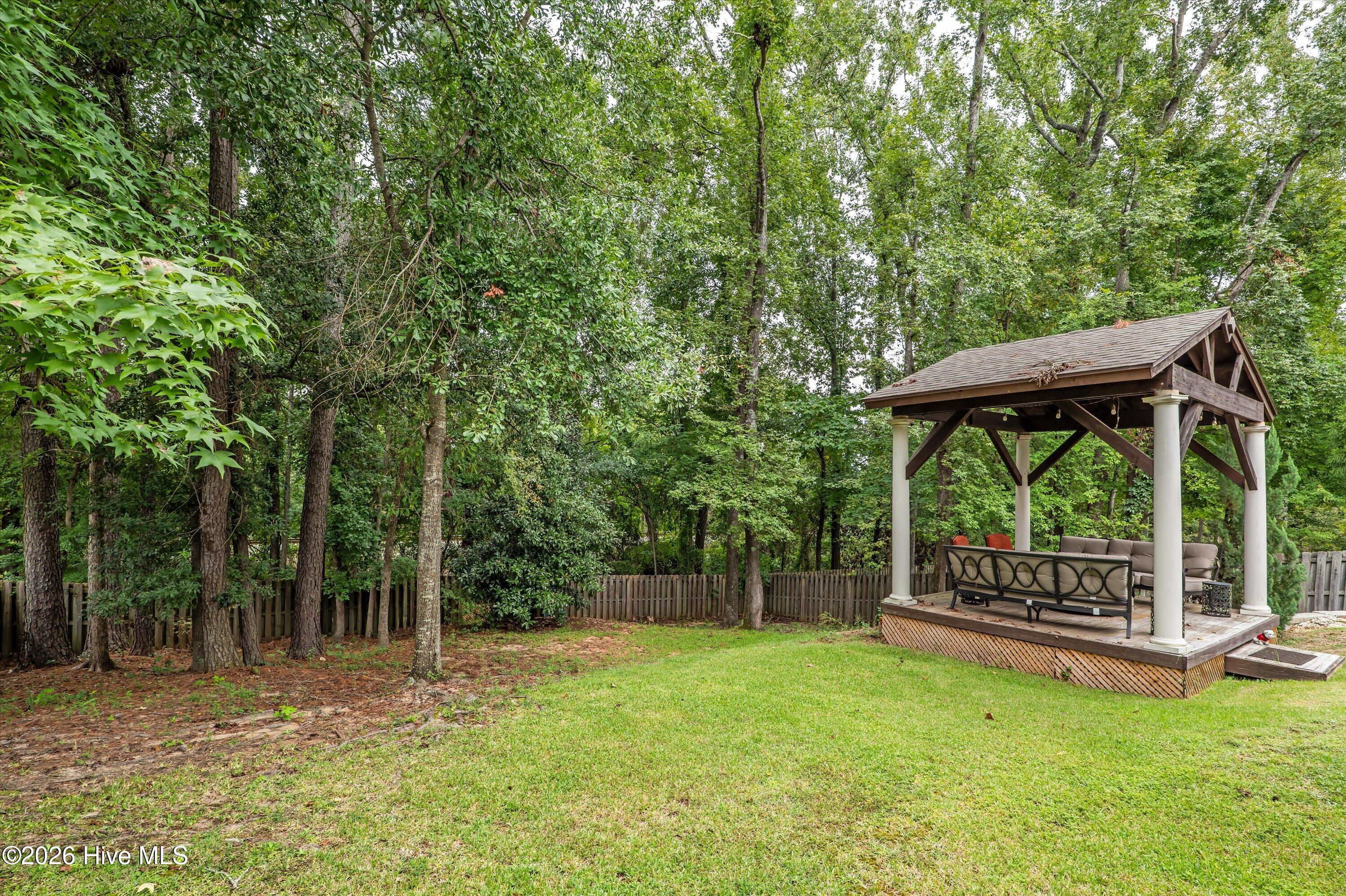1018 Emerald Place Property Photo 64